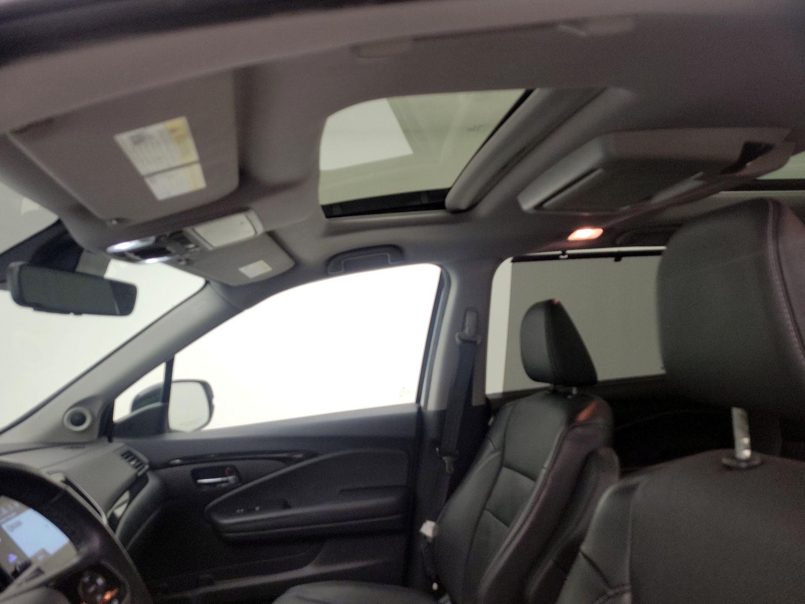 Sunroof(s) & Skylight(s)