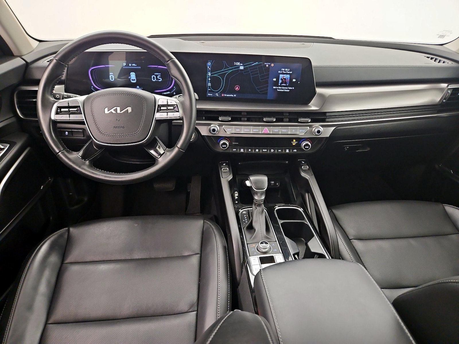 Apple CarPlay® & Android Auto™
