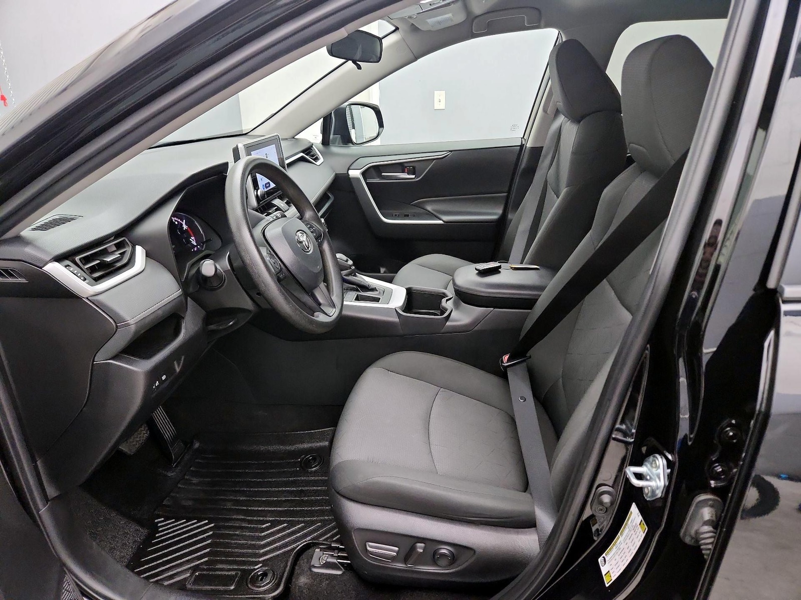 Power Seat(s) & Side Airbags