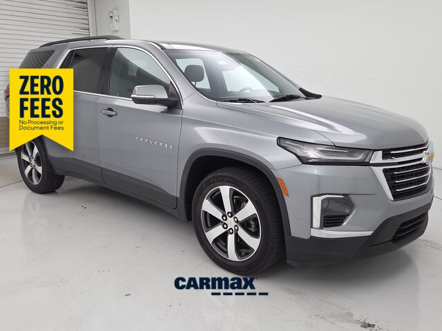 Silver 2023 Chevrolet Traverse SUV / Crossover Front-Wheel Drive Automatic