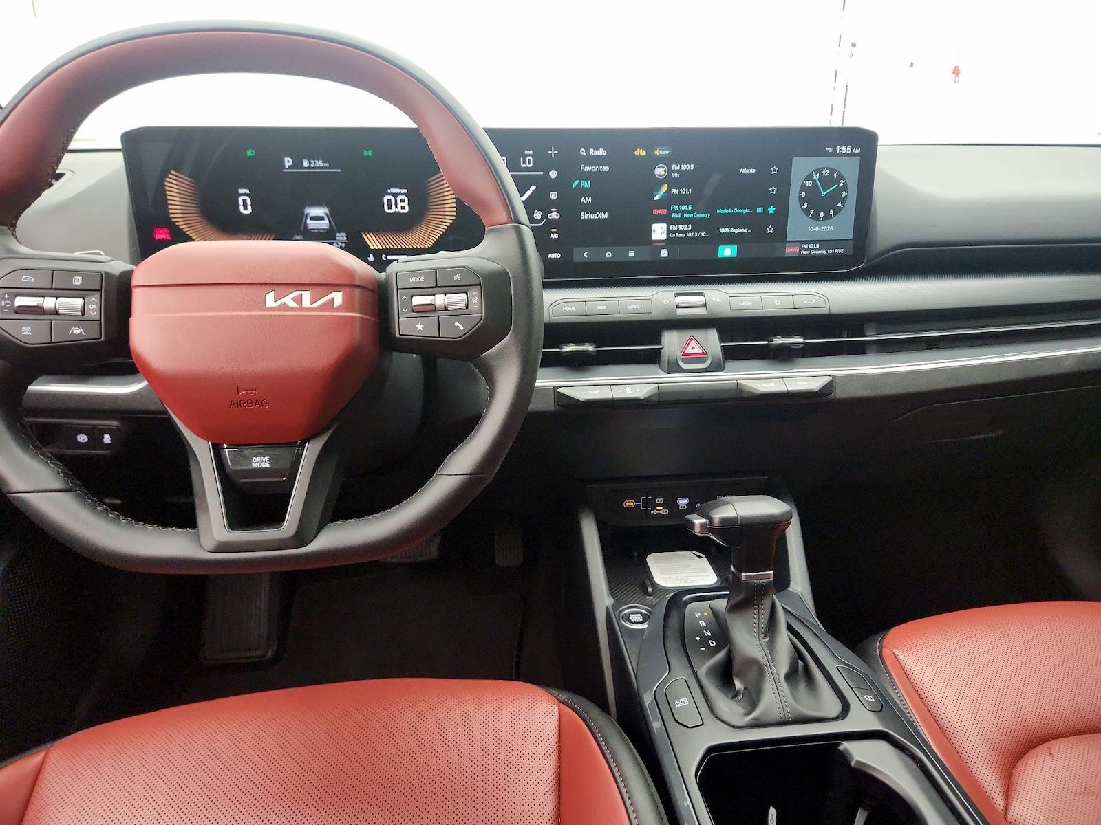 Apple CarPlay® & Android Auto™