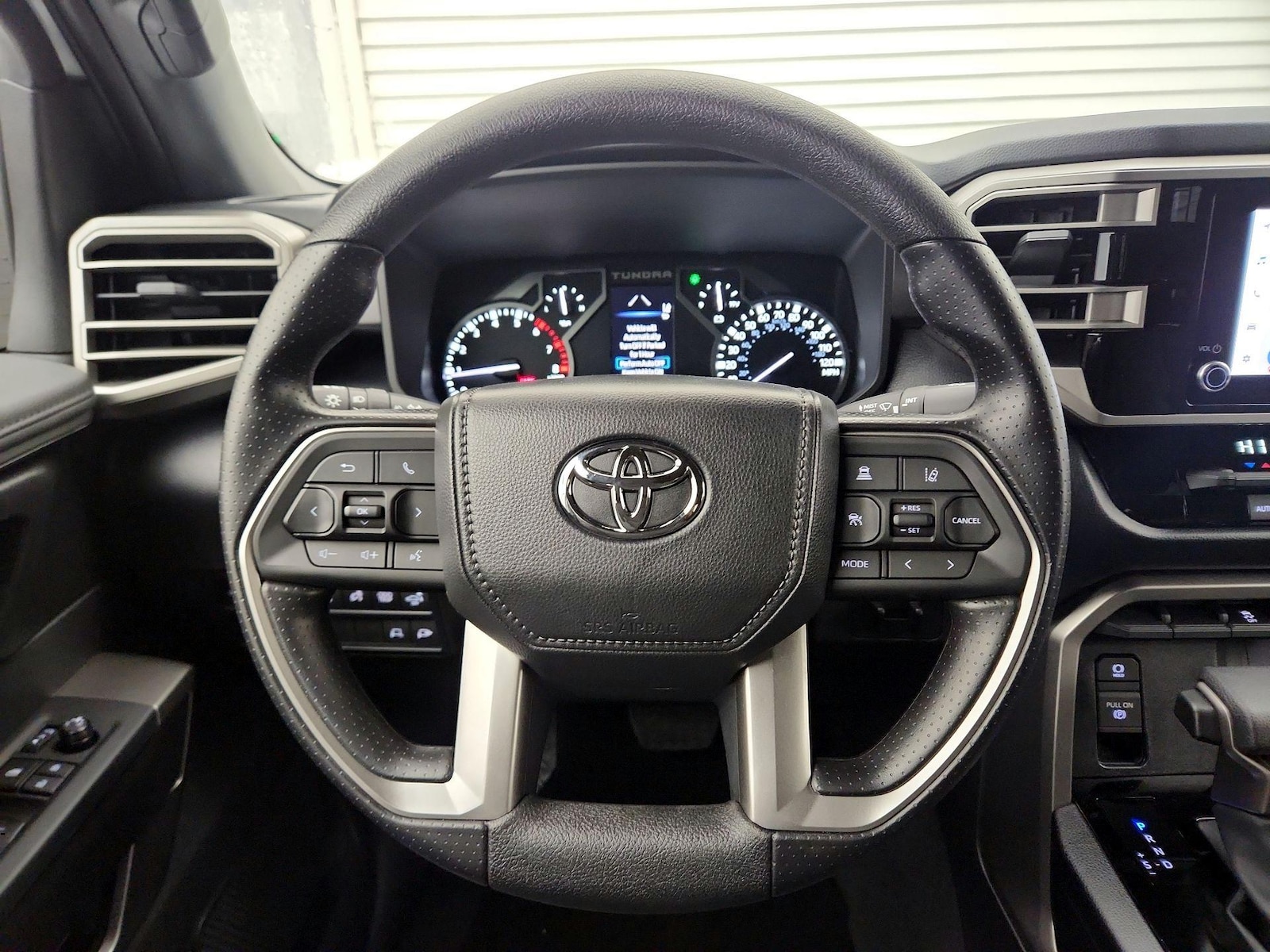 2026 Toyota Tundra SR5 - Photo 11
