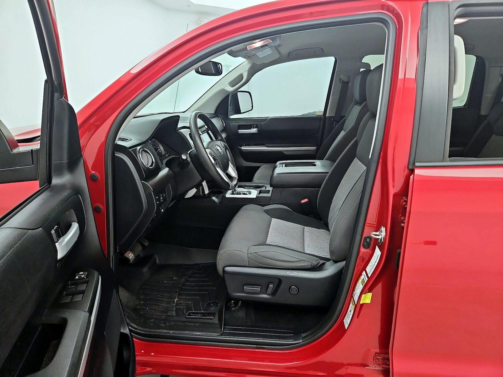 Power Seat(s) & Side Airbags