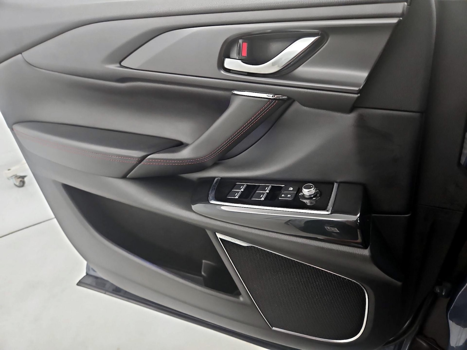 2023 Mazda CX-9 Carbon Edition - Photo 13