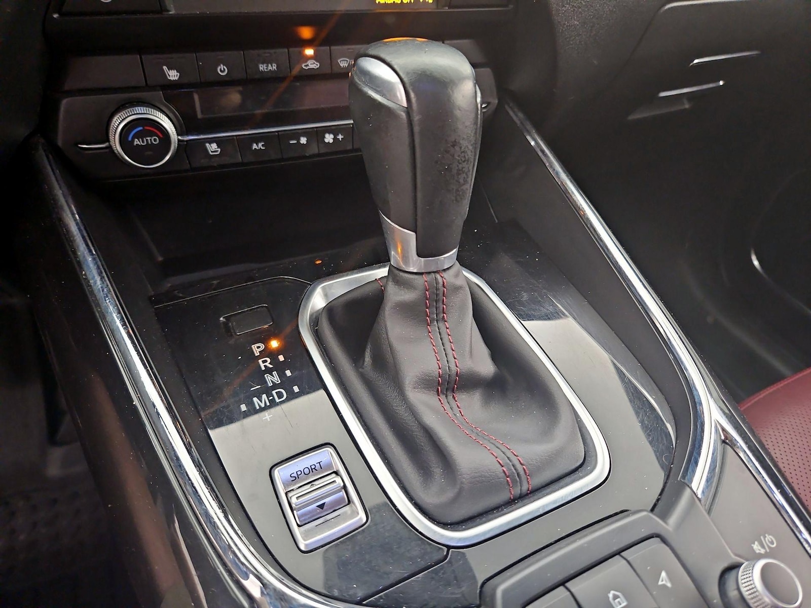 2023 Mazda CX-9 Carbon Edition - Photo 18