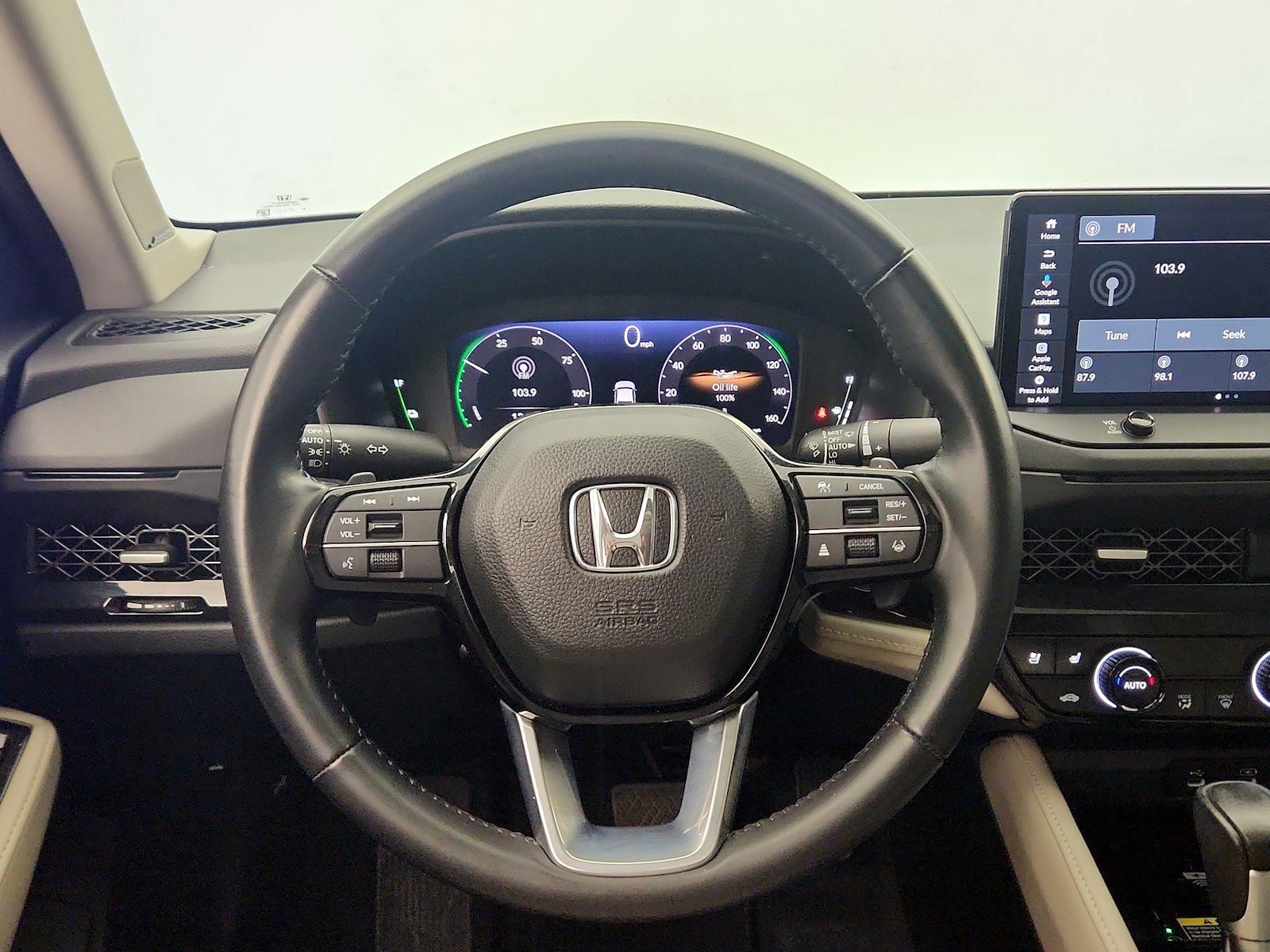 Apple CarPlay® & Android Auto™