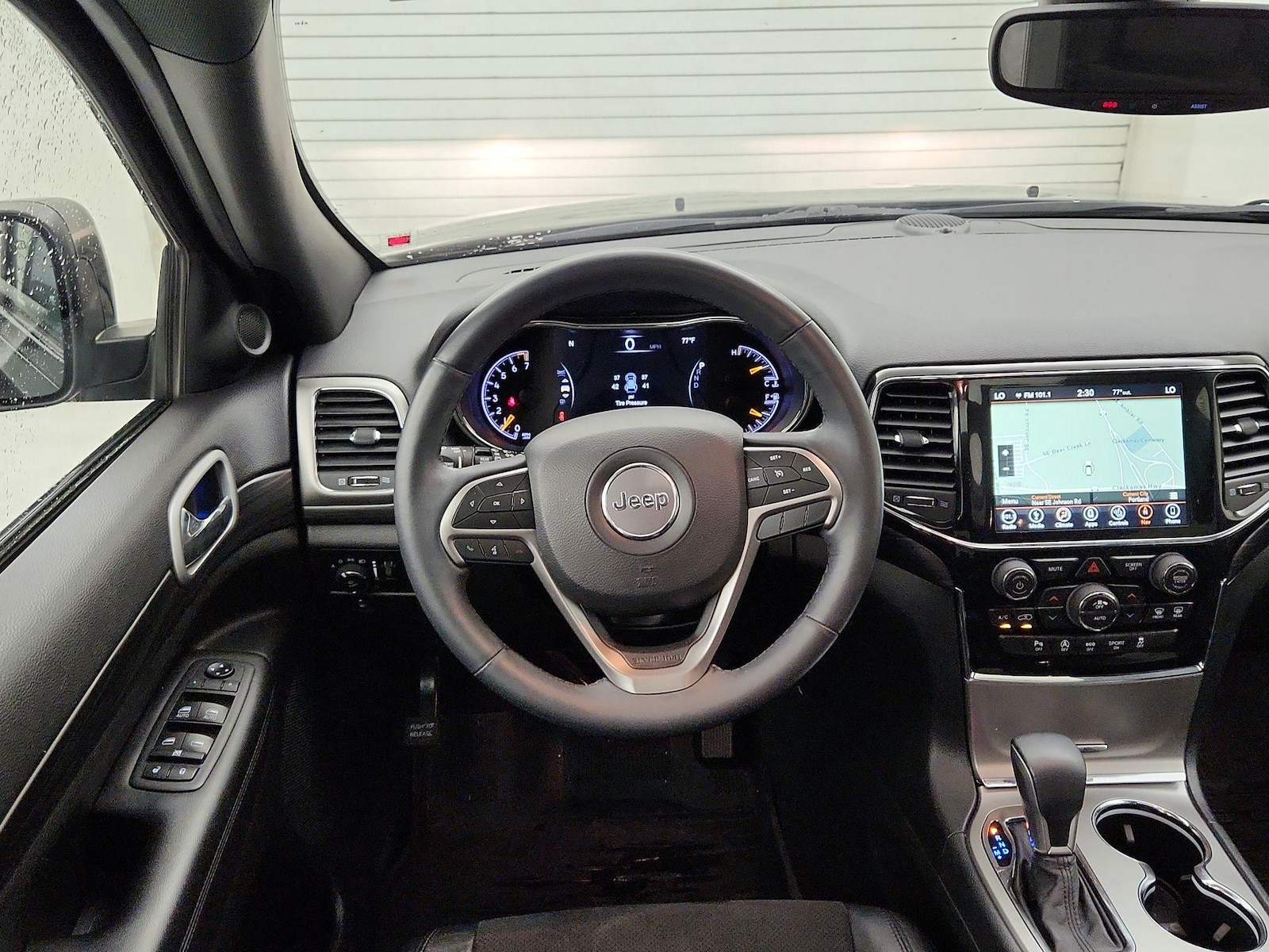 2019 Jeep Grand Cherokee Altitude - Photo 11