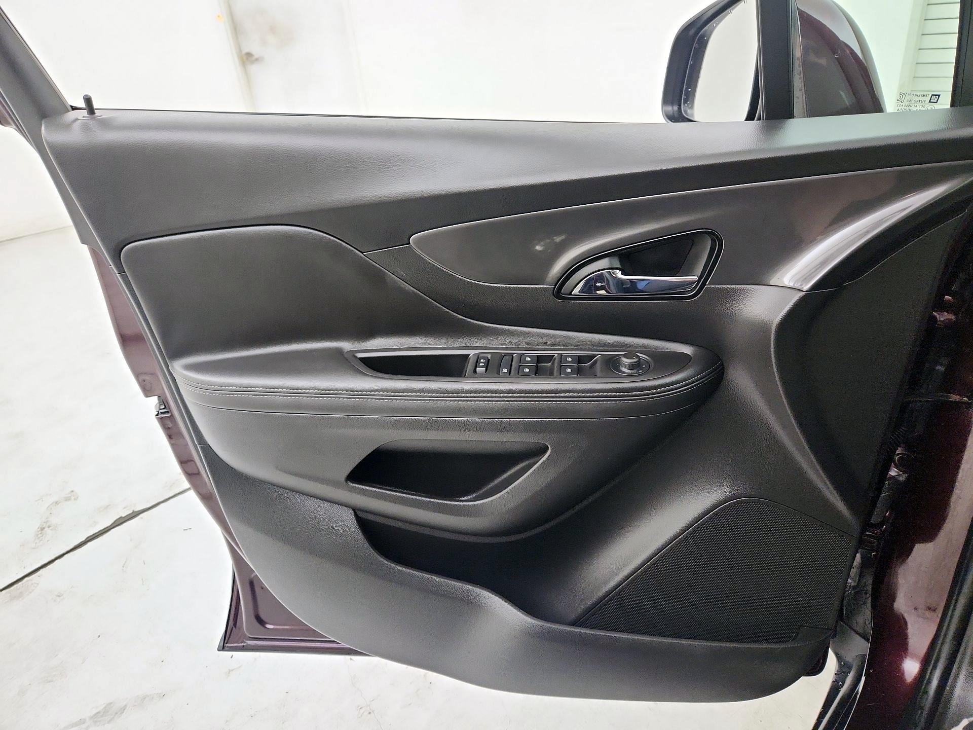 Thumbnail: 2018 Buick Encore - 12