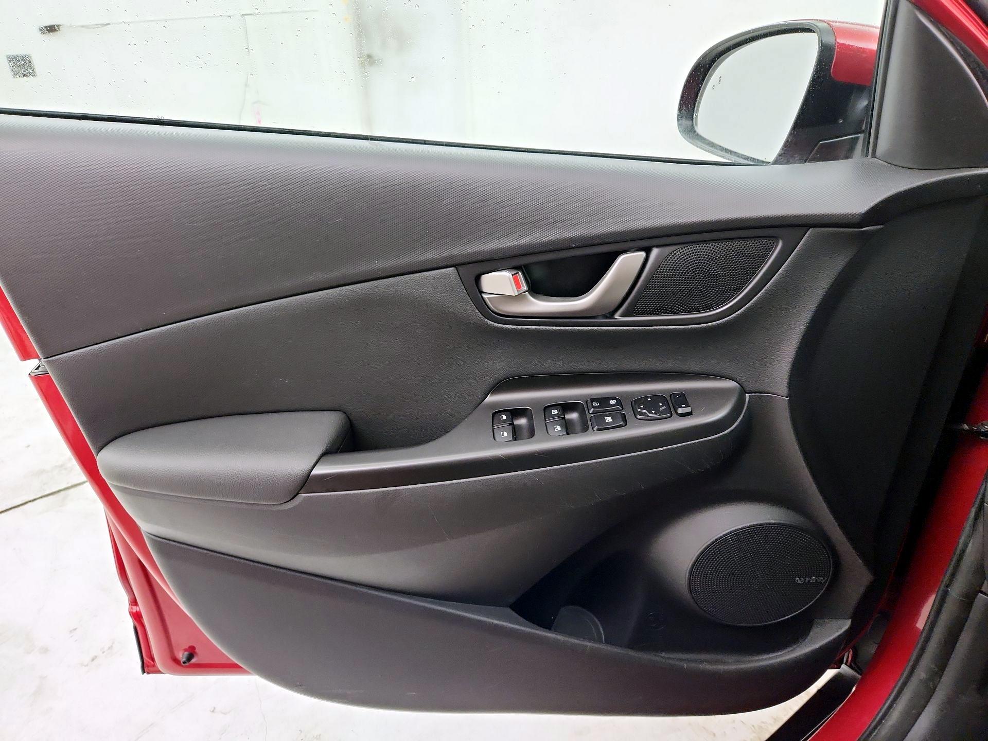 Thumbnail: 2021 Hyundai Kona - 12