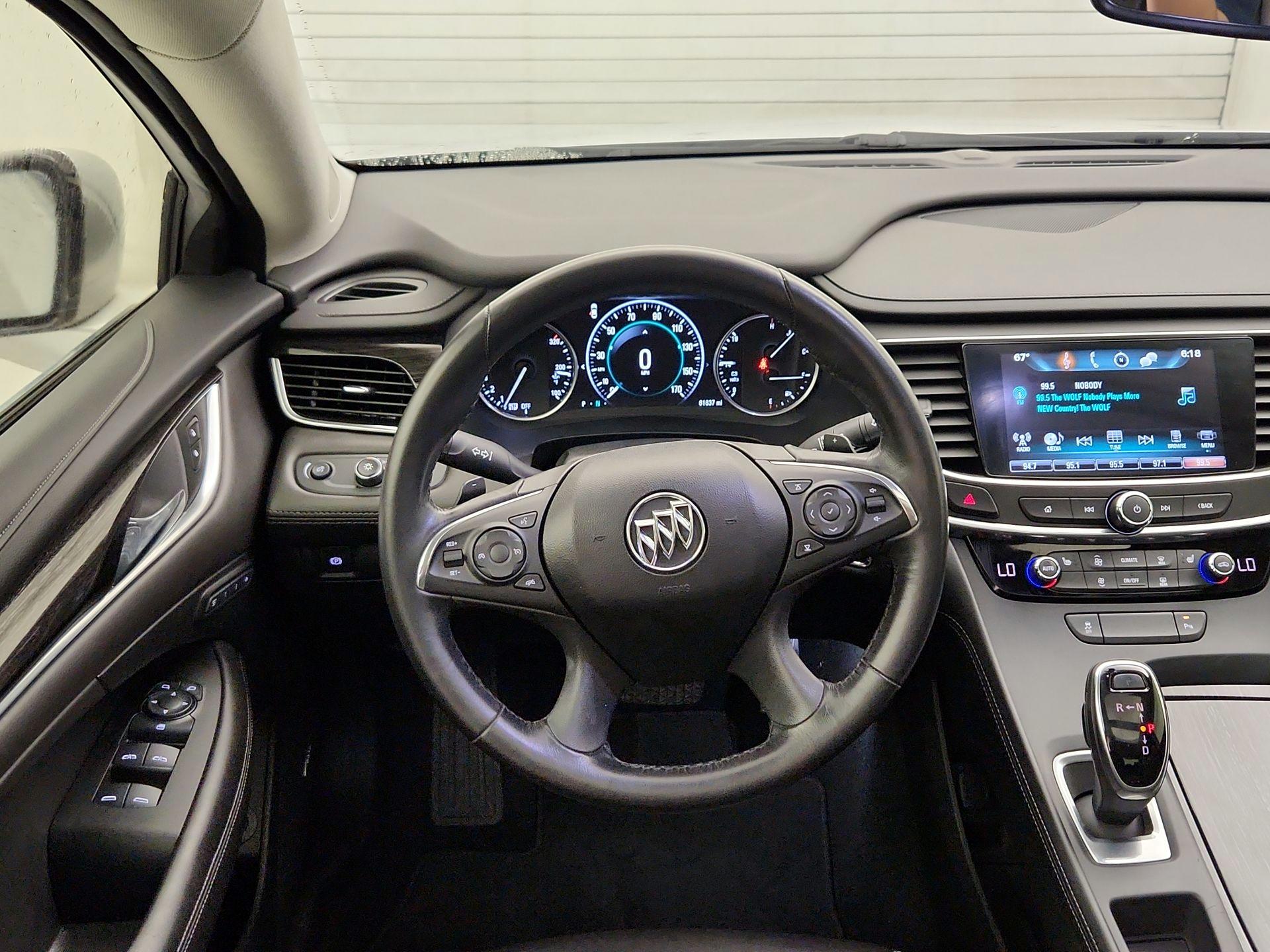 Thumbnail: 2017 Buick LaCrosse - 10