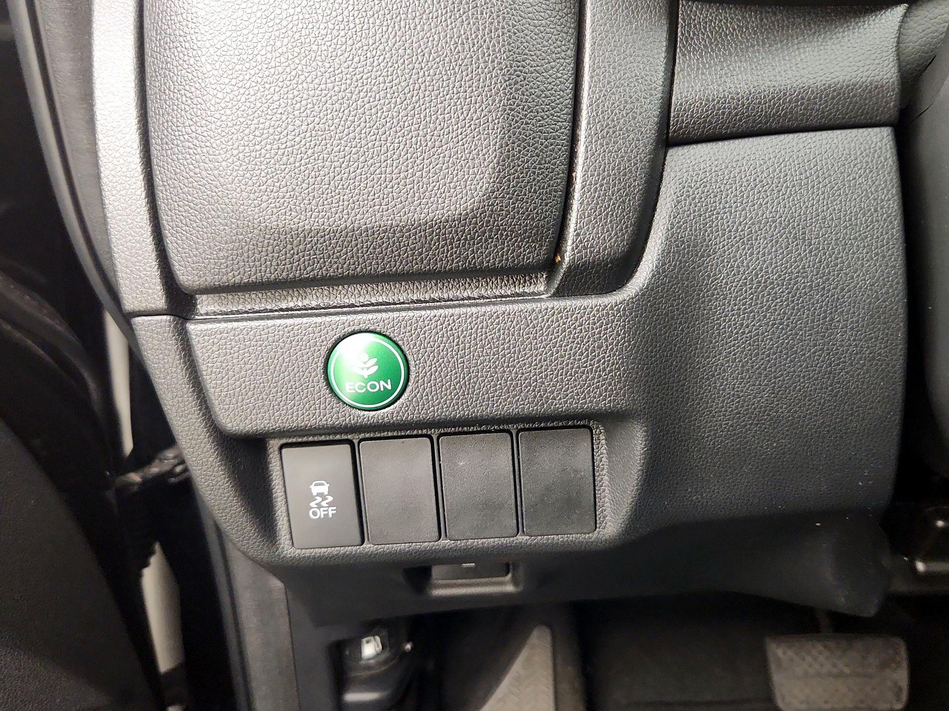 Thumbnail: 2015 Honda Fit - 13