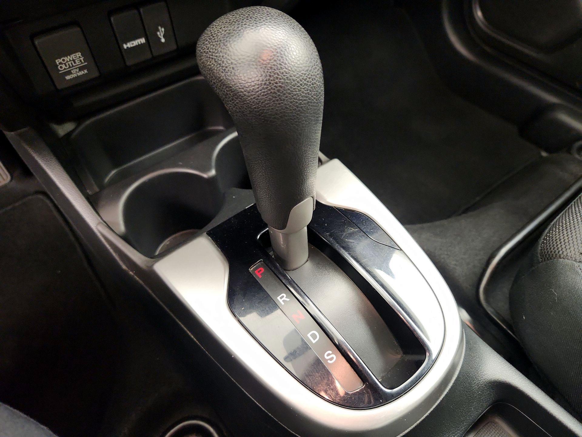 Thumbnail: 2015 Honda Fit - 17