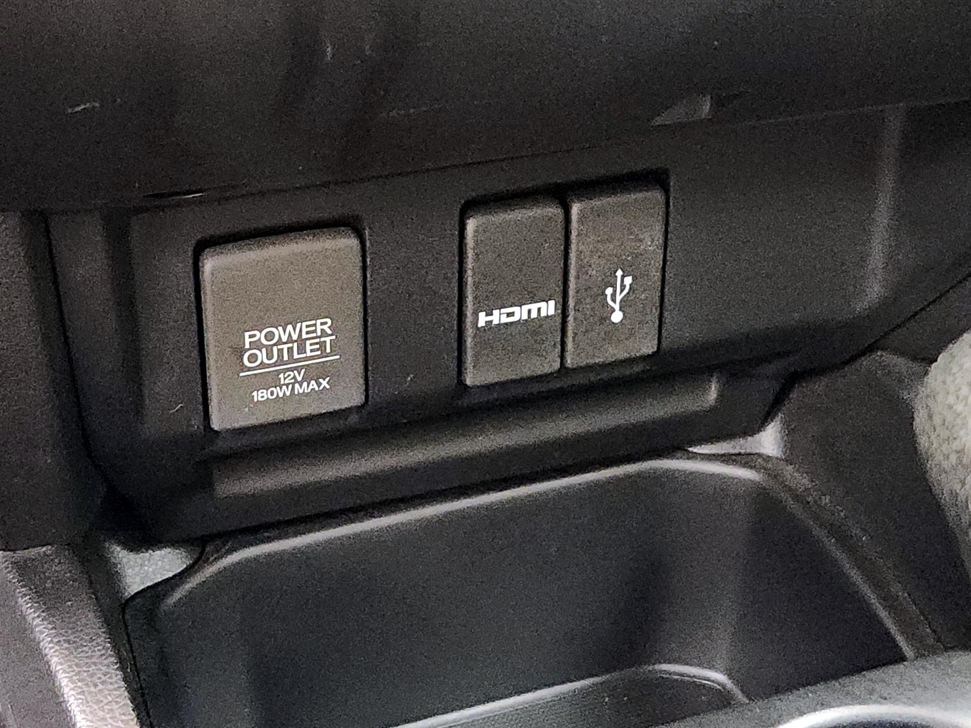 Thumbnail: 2015 Honda Fit - 18