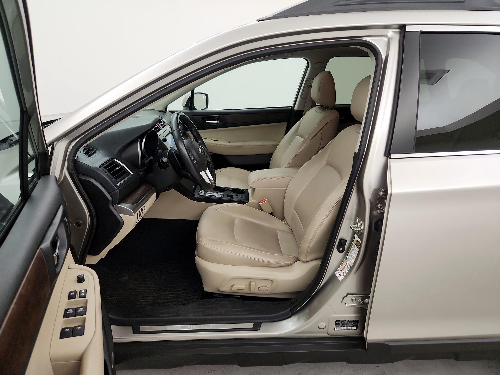 Thumbnail: 2016 Subaru Outback - 11
