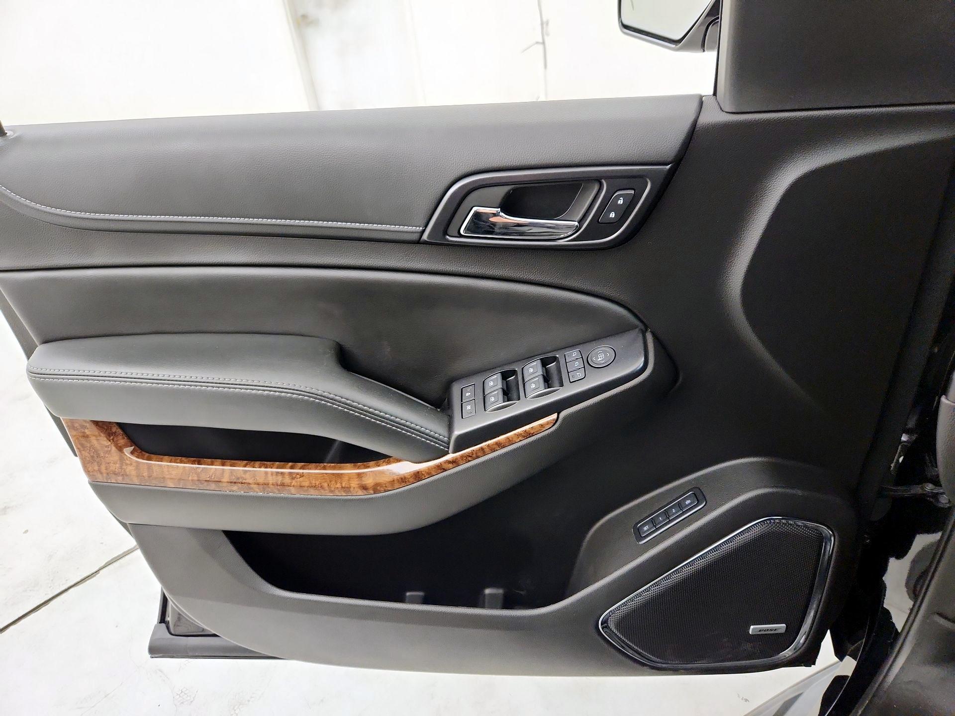 Thumbnail: 2018 Chevrolet Tahoe - 12