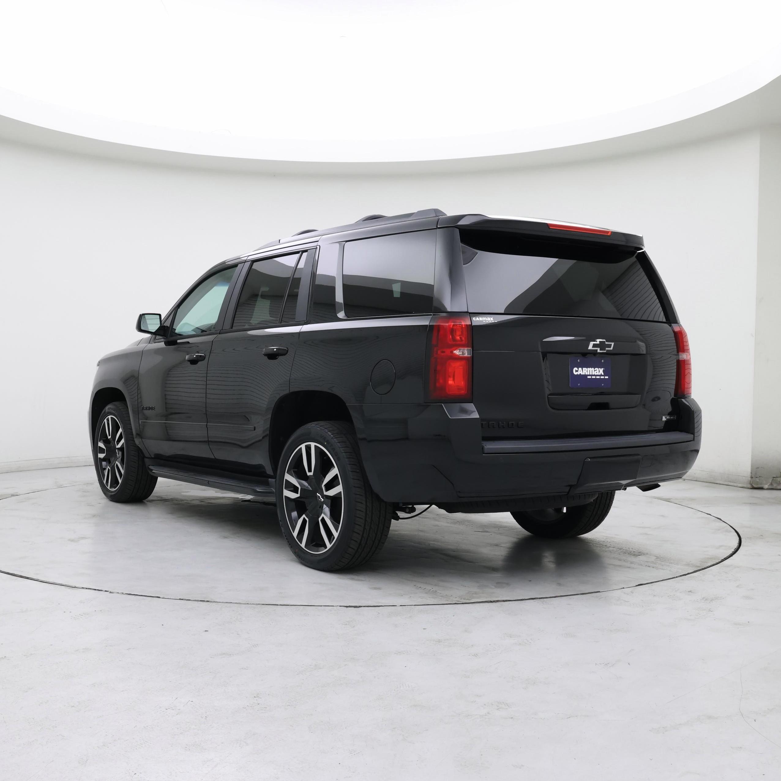 Thumbnail: 2018 Chevrolet Tahoe - 2