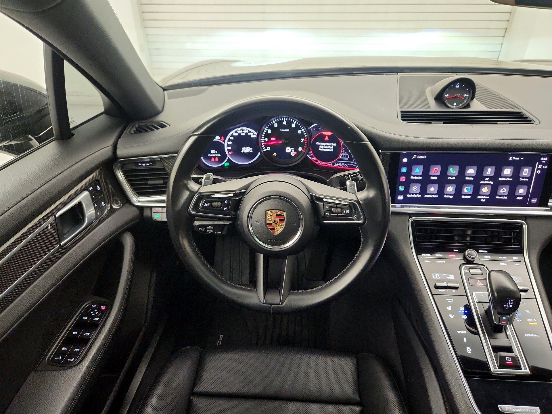 Thumbnail: 2022 Porsche Panamera - 10