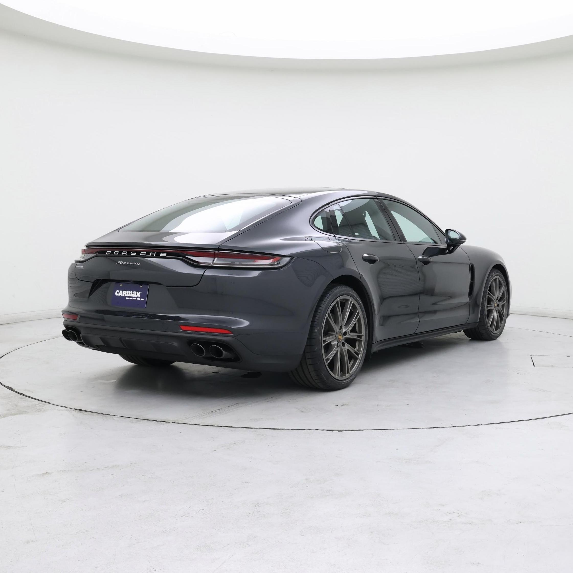 Thumbnail: 2022 Porsche Panamera - 8