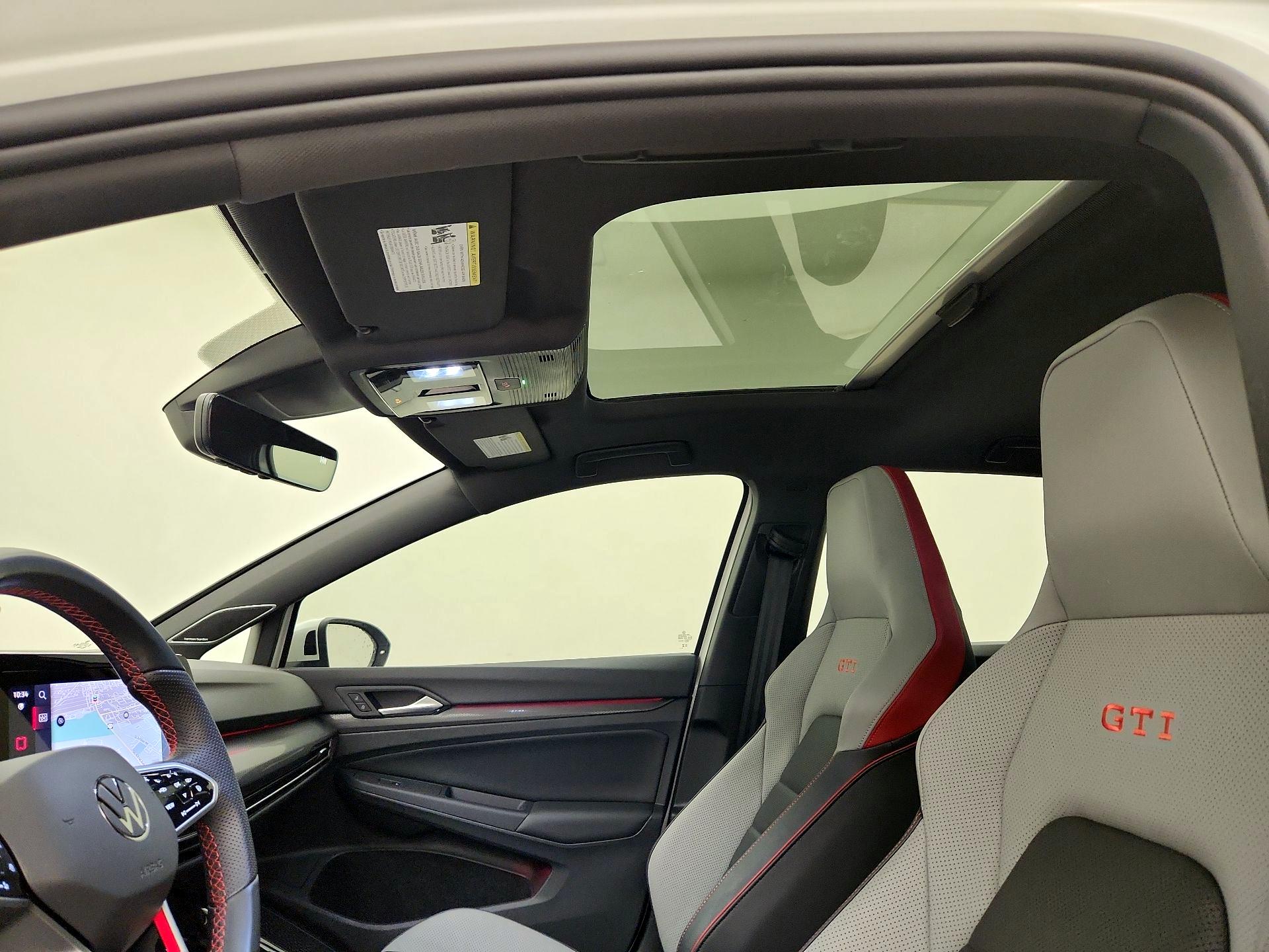 Thumbnail: 2024 Volkswagen Golf - 20