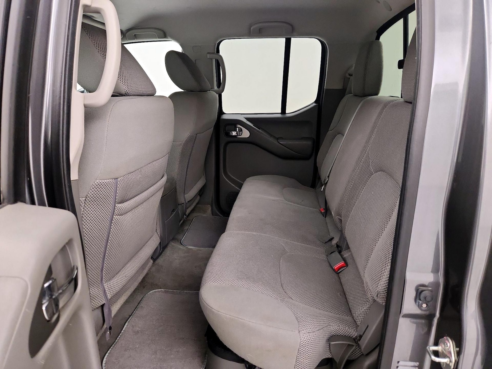 2016 Nissan Frontier SV - Photo 19