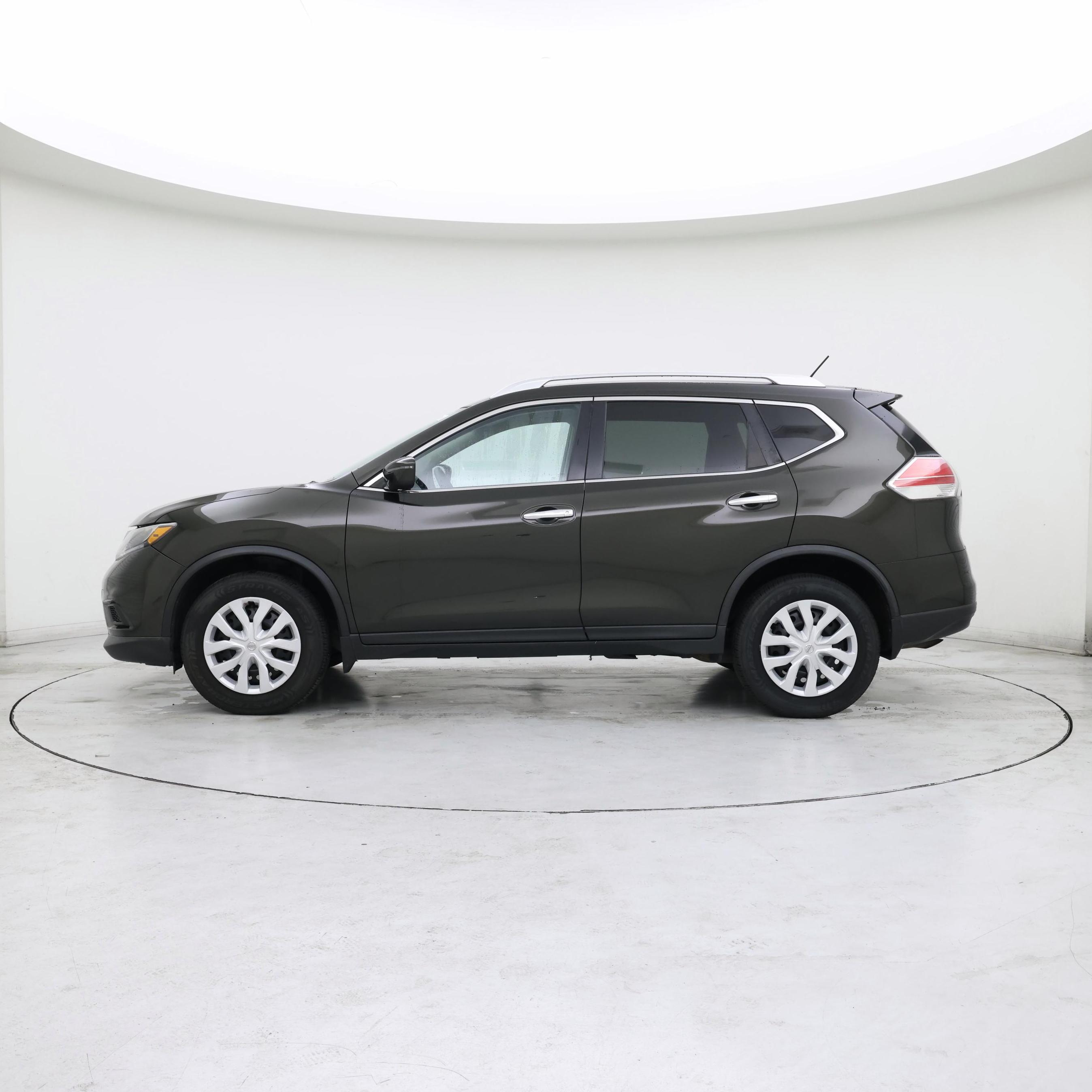 Thumbnail: 2016 Nissan Rogue - 3