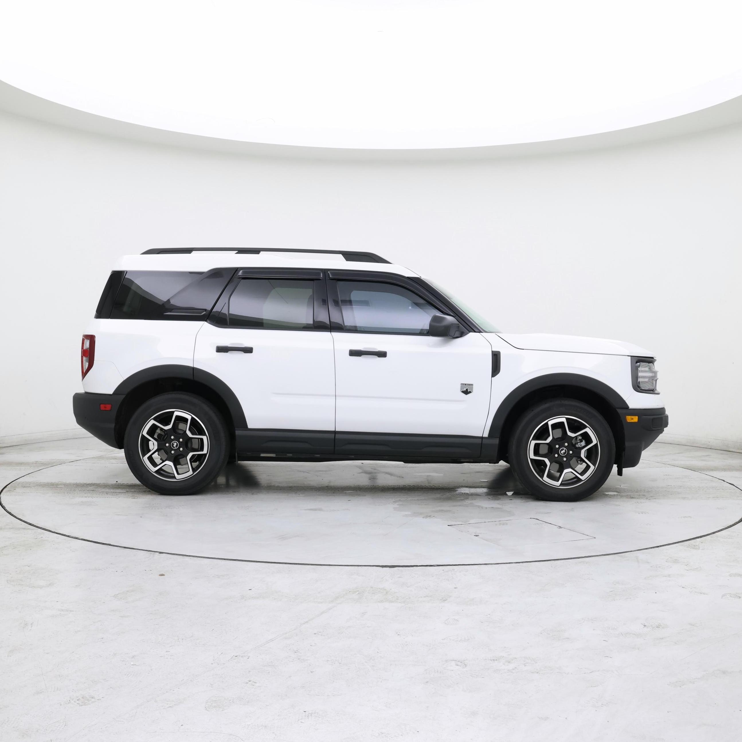 Thumbnail: 2023 Ford Bronco Sport - 7