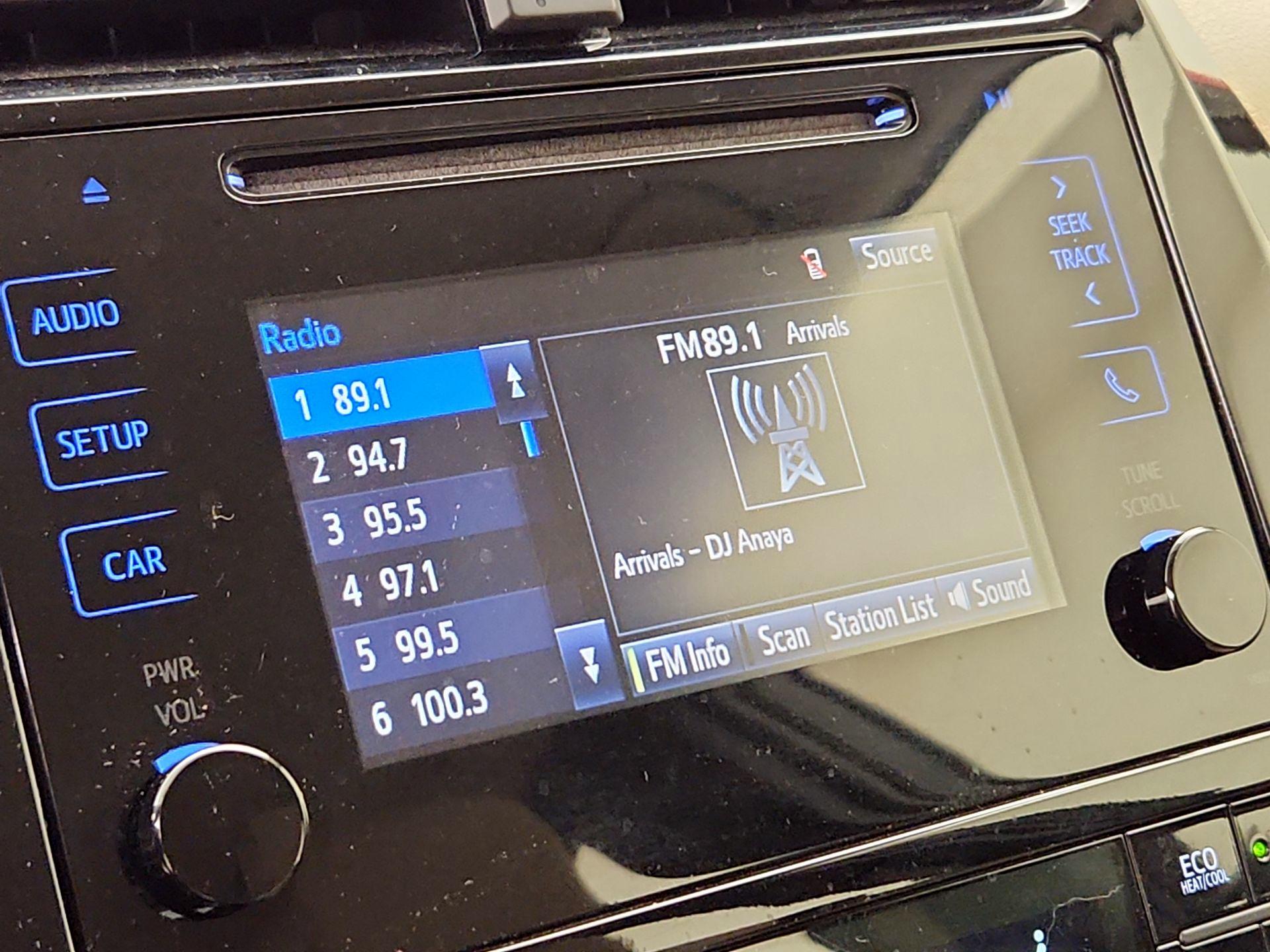 Thumbnail: 2016 Toyota Prius - 15