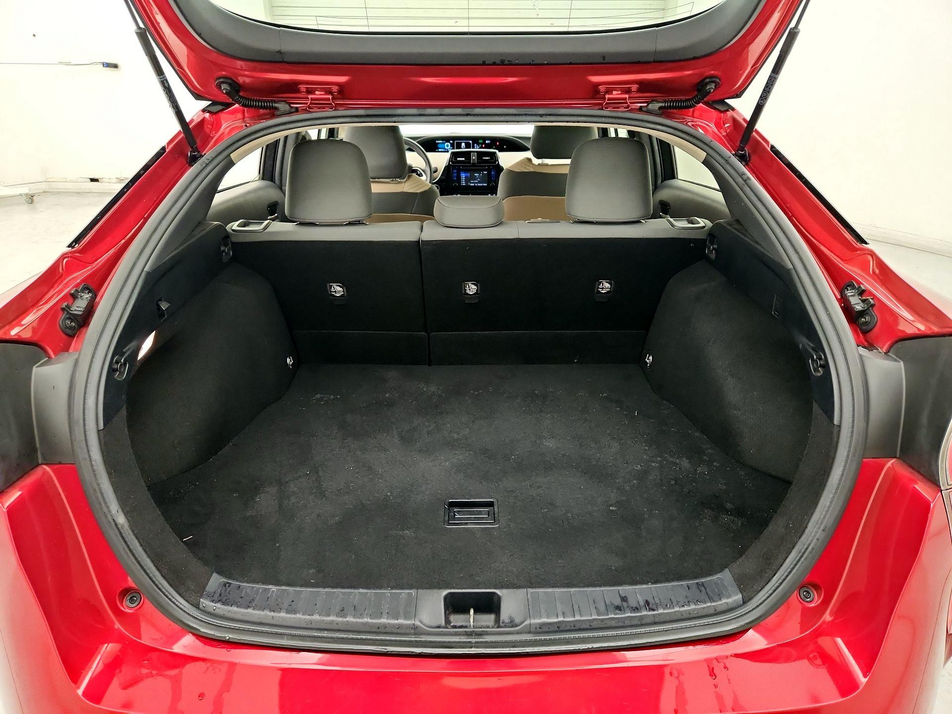 Thumbnail: 2016 Toyota Prius - 19