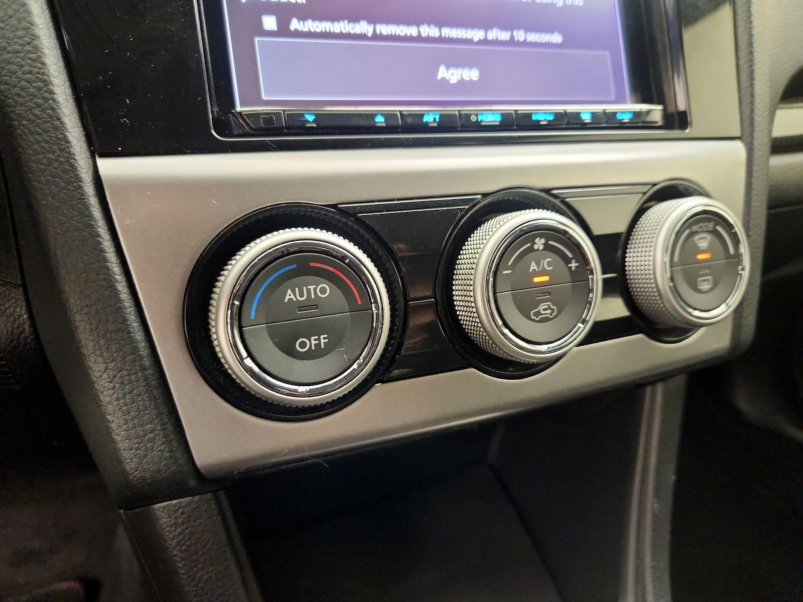 2016 Subaru WRX Base - Photo 17