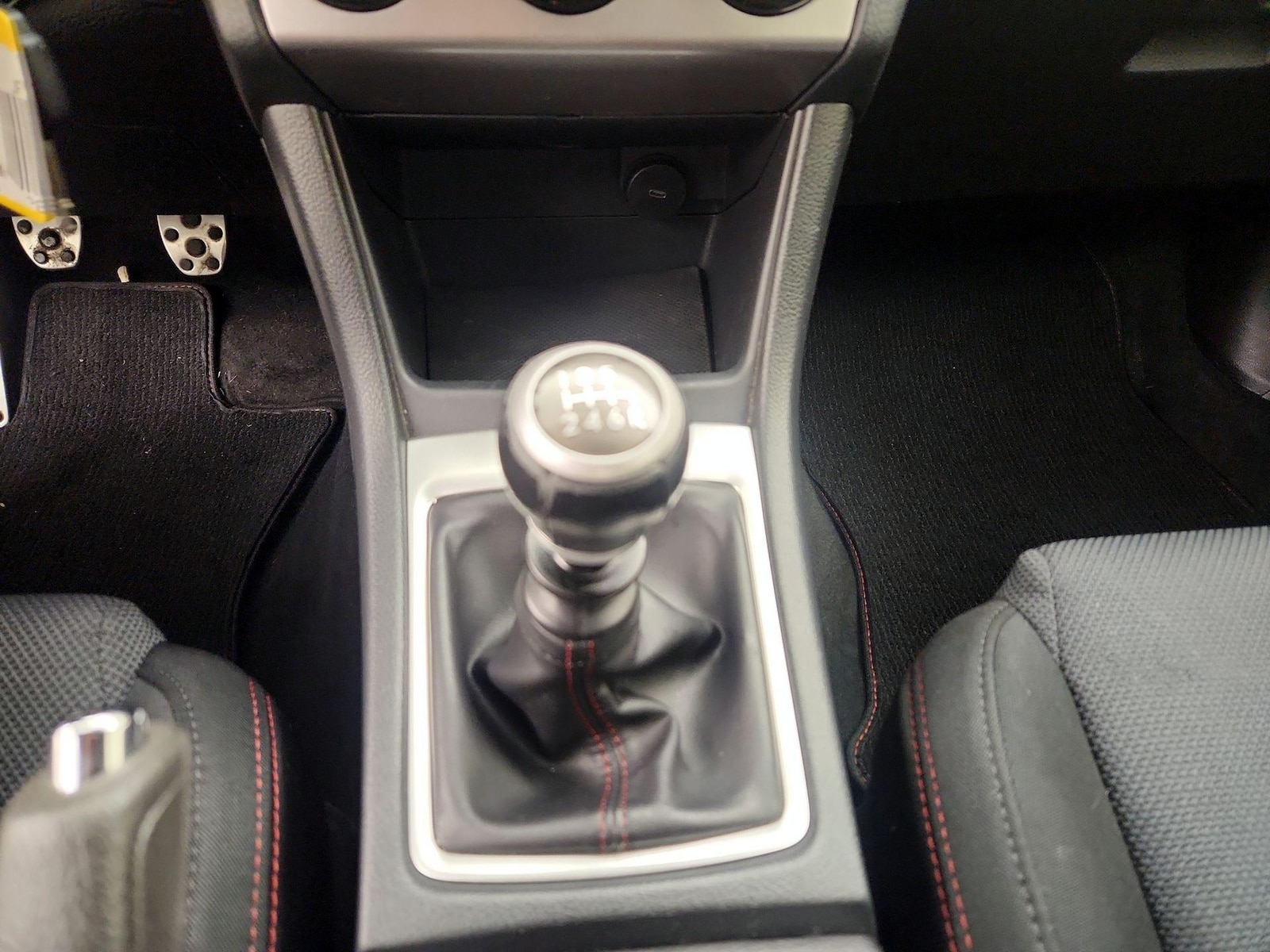 2016 Subaru WRX Base - Photo 18