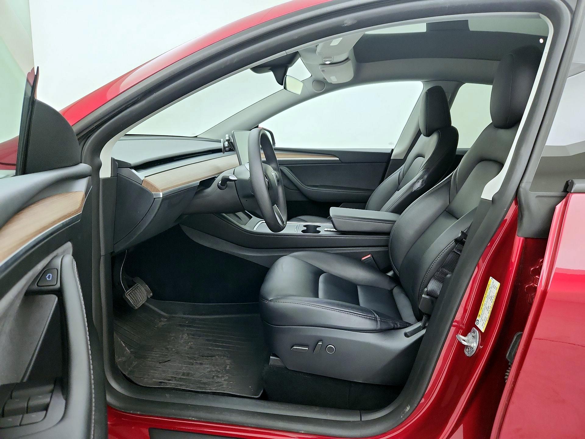 Thumbnail: 2024 Tesla Model Y - 11