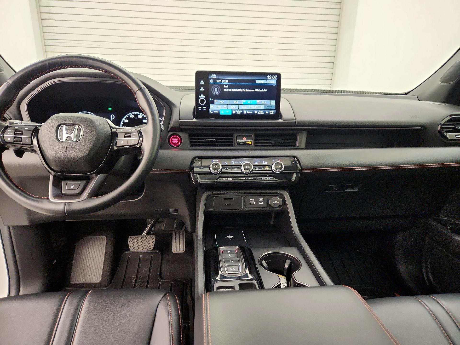 White 2025 Honda Pilot SUV / Crossover All-Wheel Drive Automatic