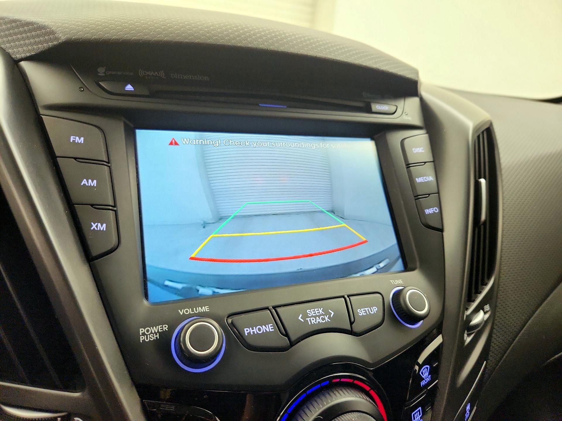 Thumbnail: 2015 Hyundai Veloster - 14