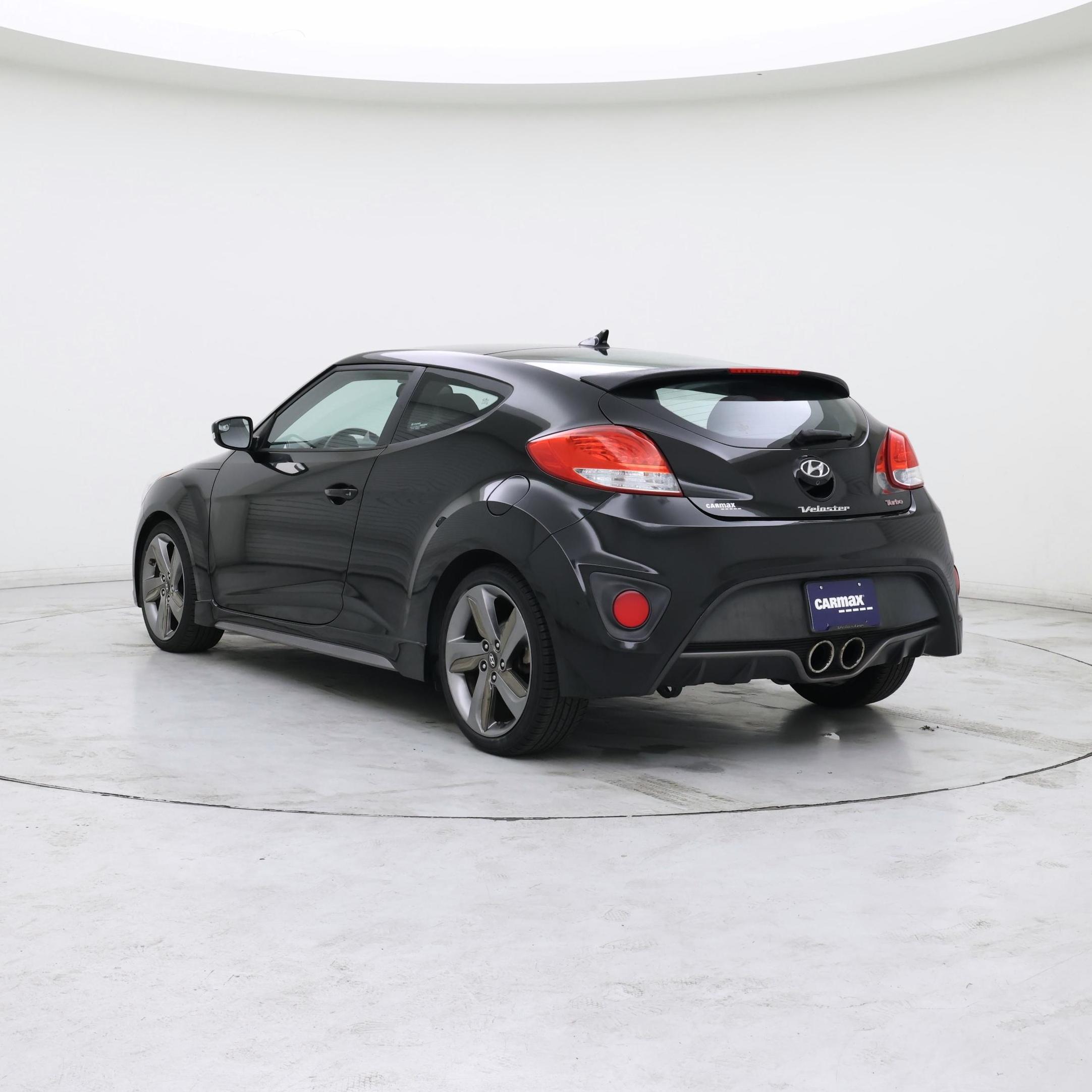 Thumbnail: 2015 Hyundai Veloster - 2