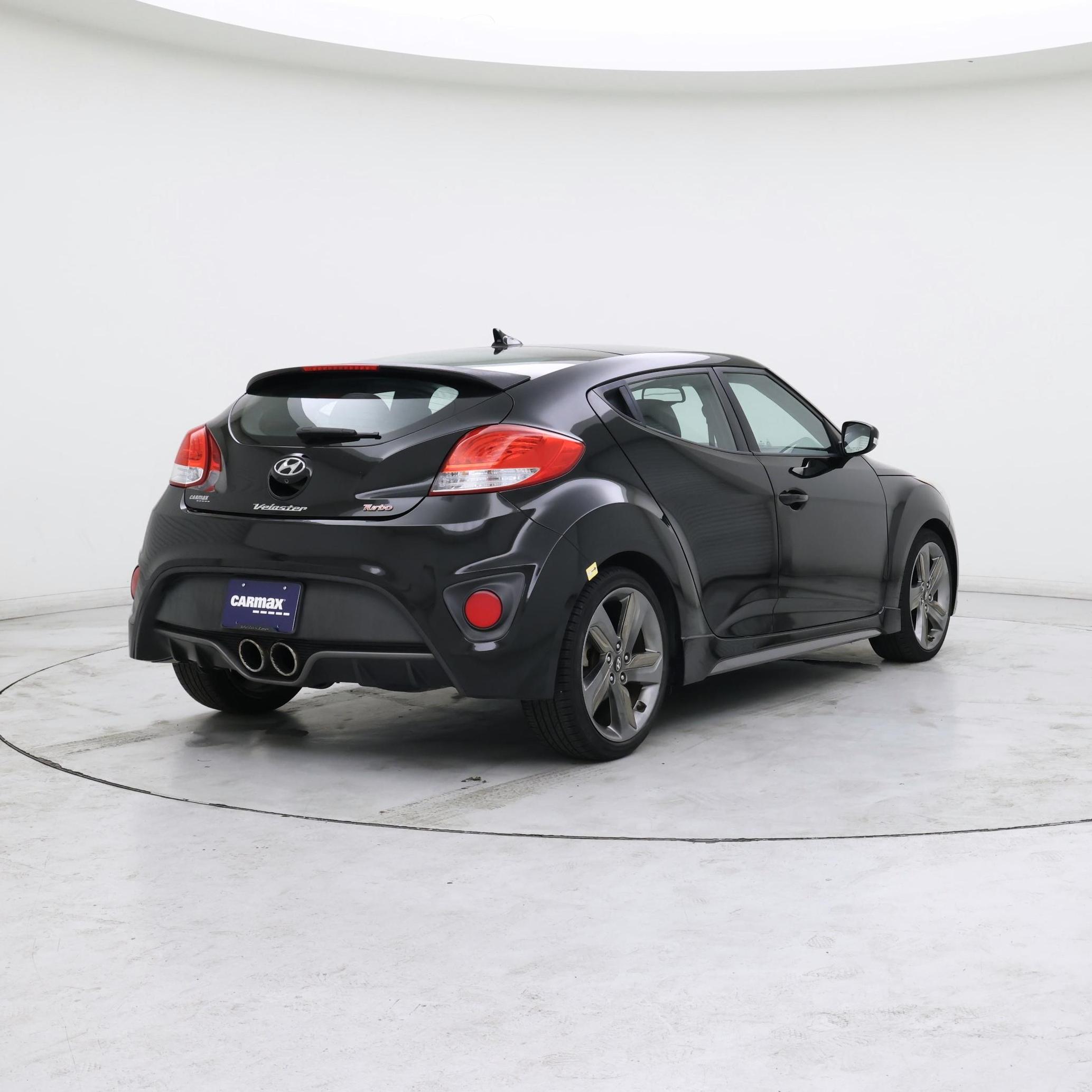 Thumbnail: 2015 Hyundai Veloster - 8