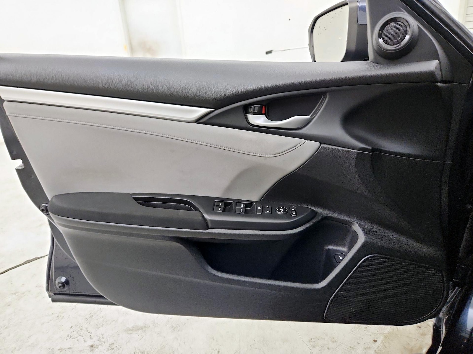 2017 Honda Civic EX-T - Photo 13