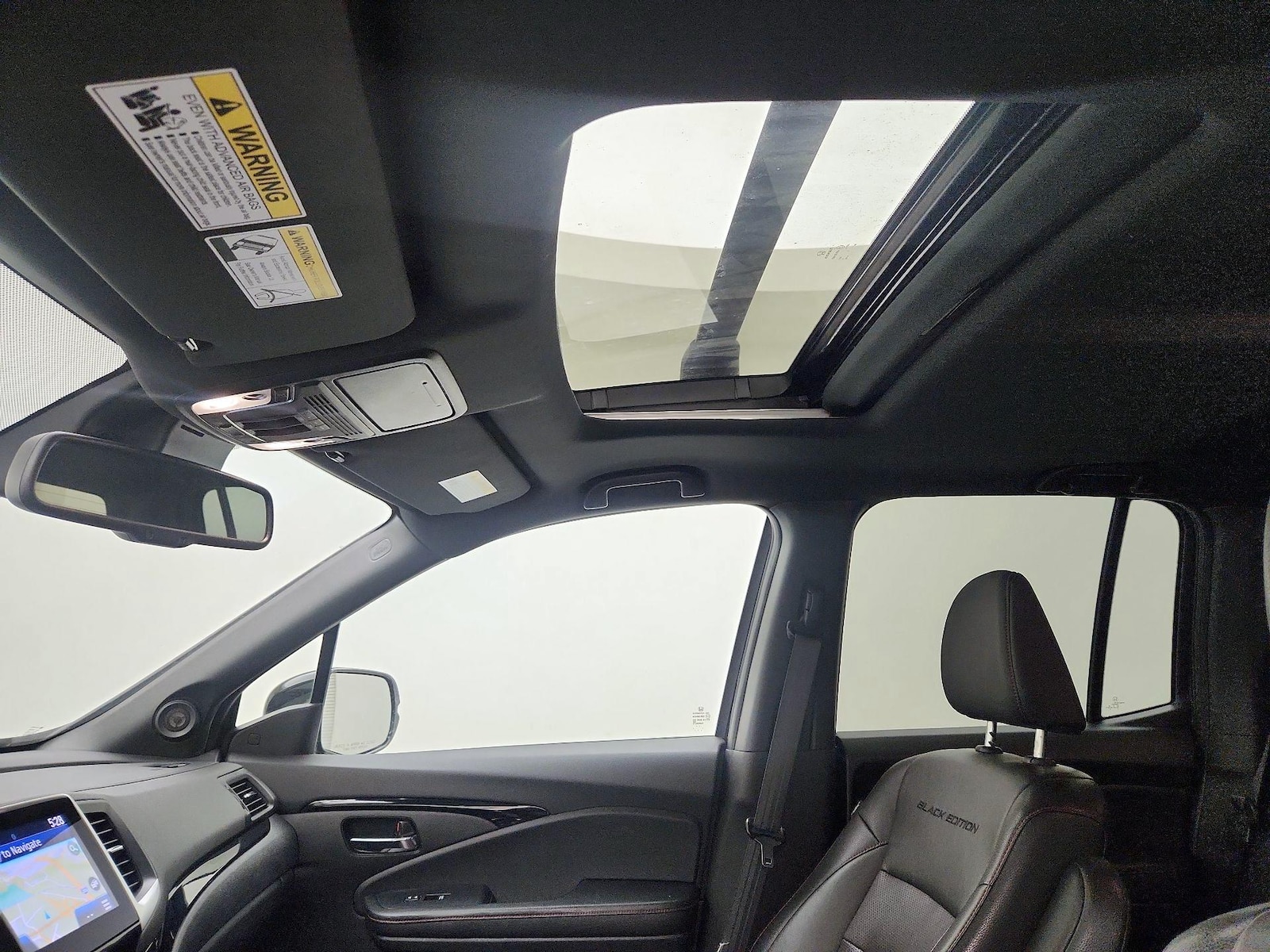 Sunroof(s) & Overhead Airbags