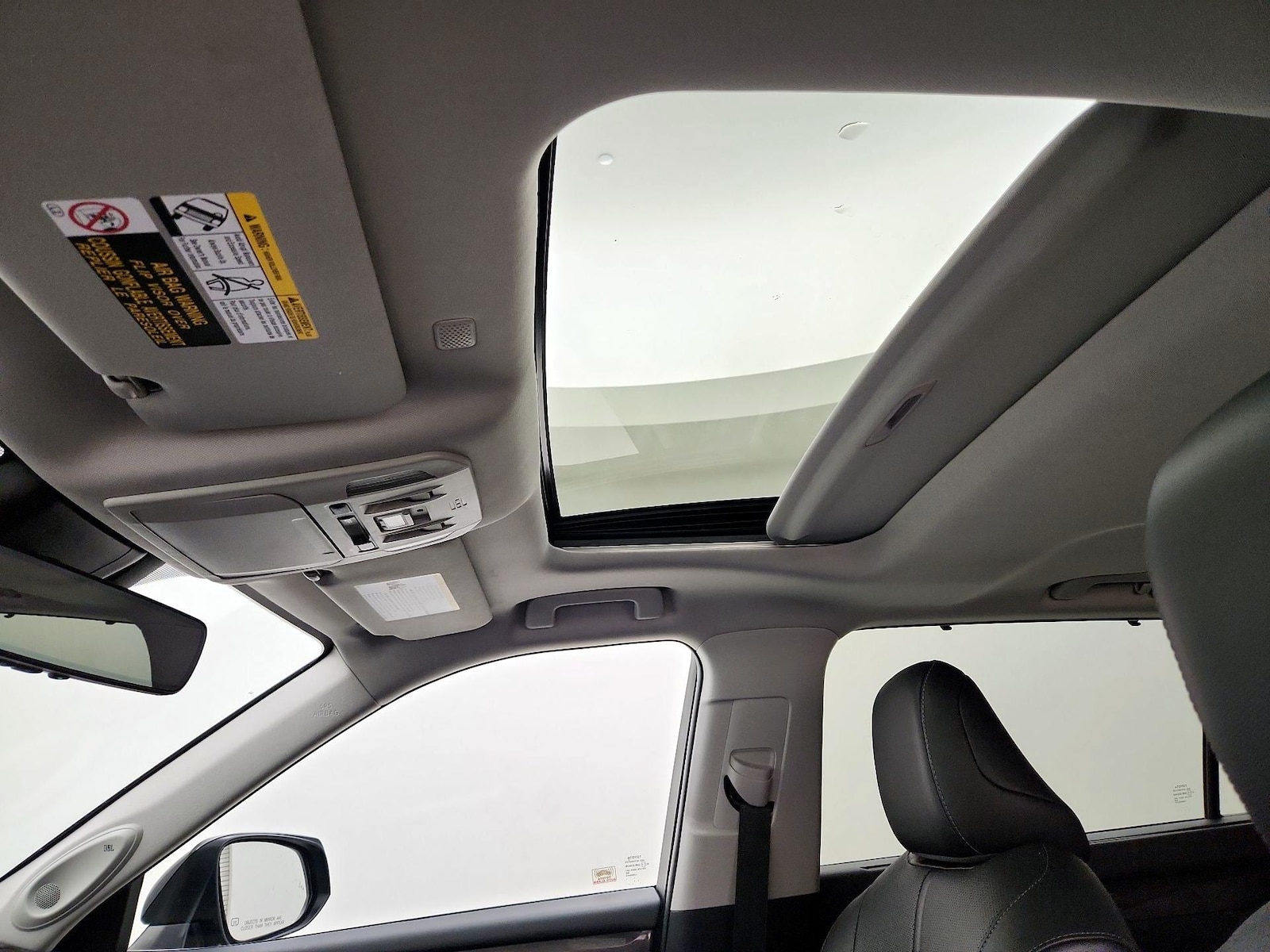 Sunroof(s) & Overhead Airbags
