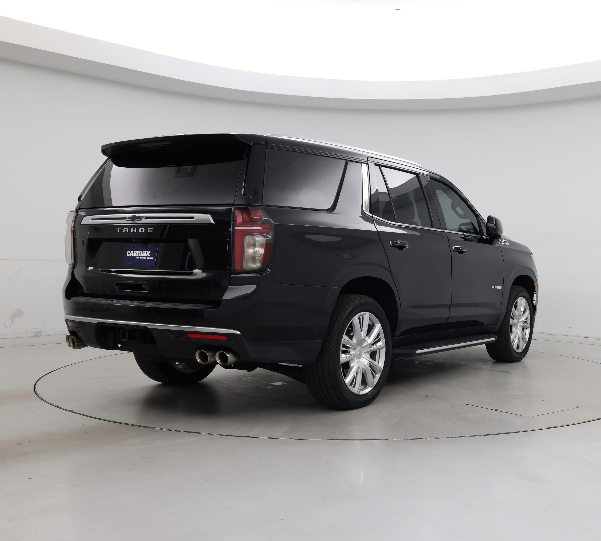 Thumbnail: 2022 Chevrolet Tahoe - 8