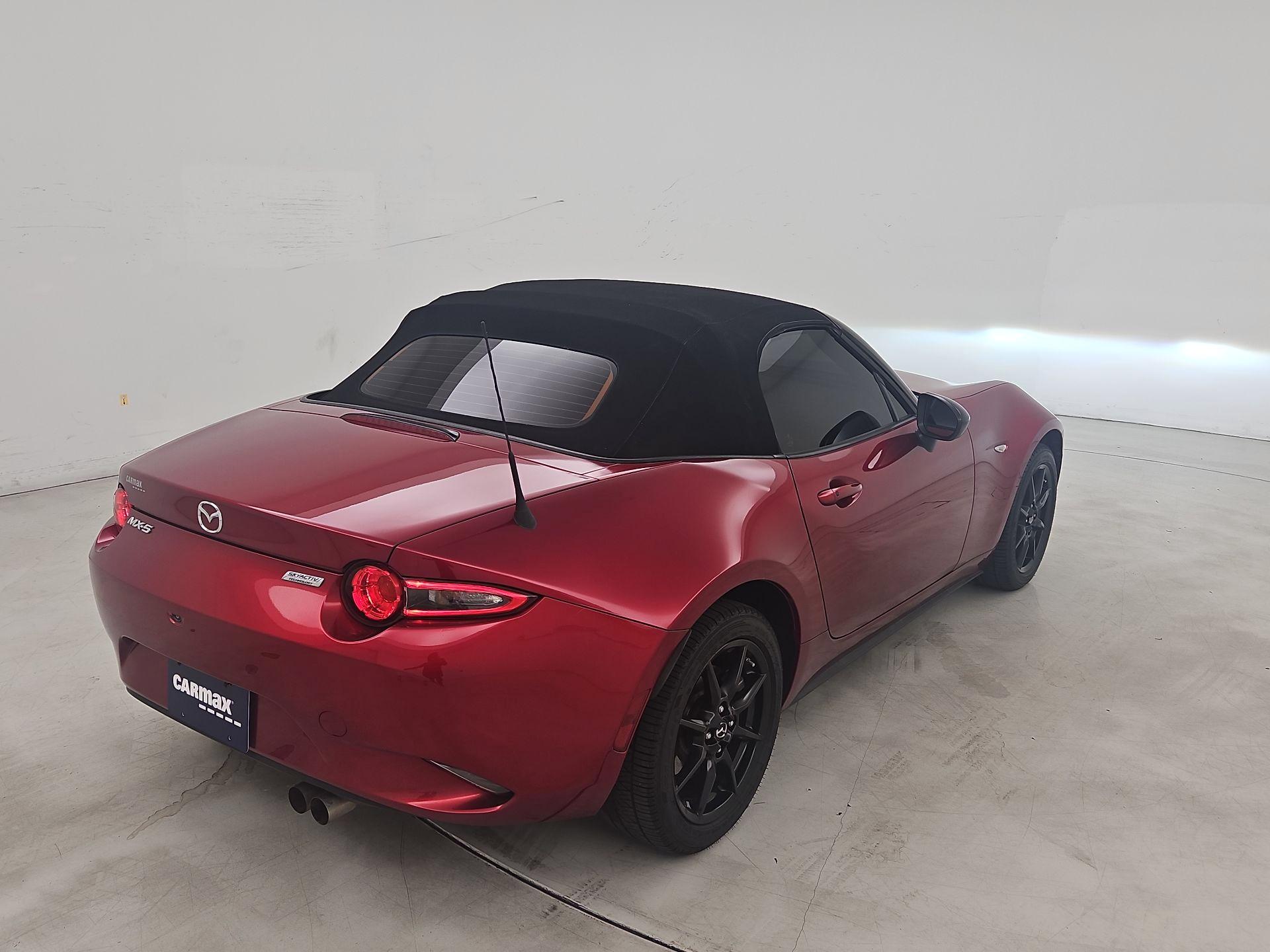 Thumbnail: 2019 Mazda MX-5 Miata - 5