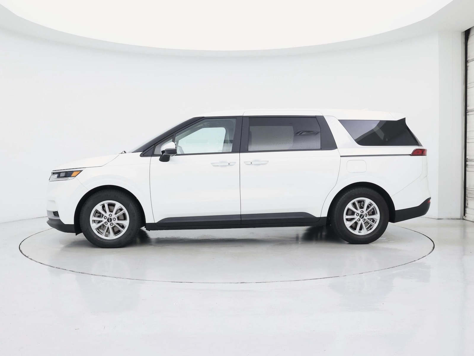 2022 Kia Carnival 4