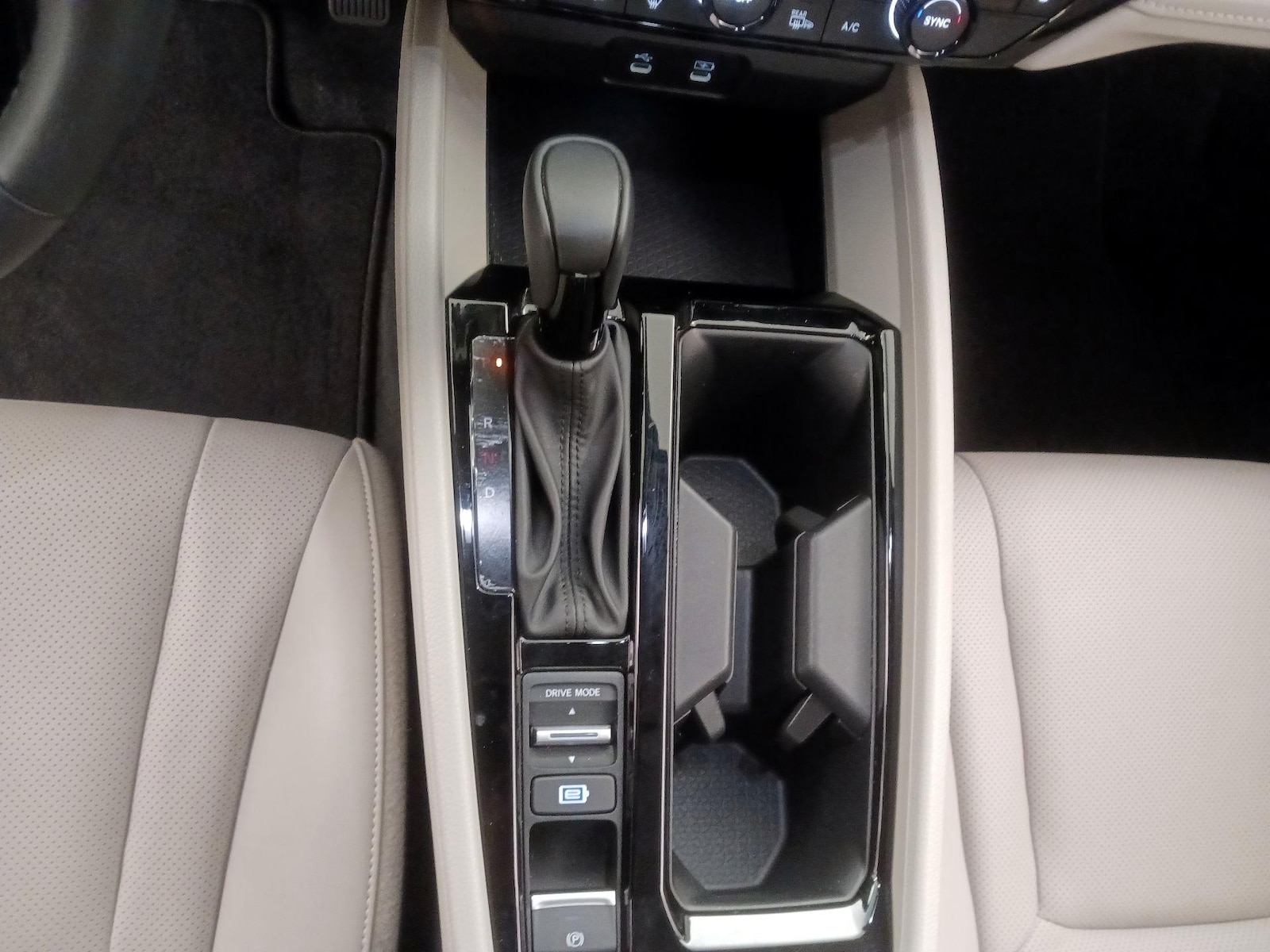 2023 Honda Accord Hybrid EX-L - Photo 17