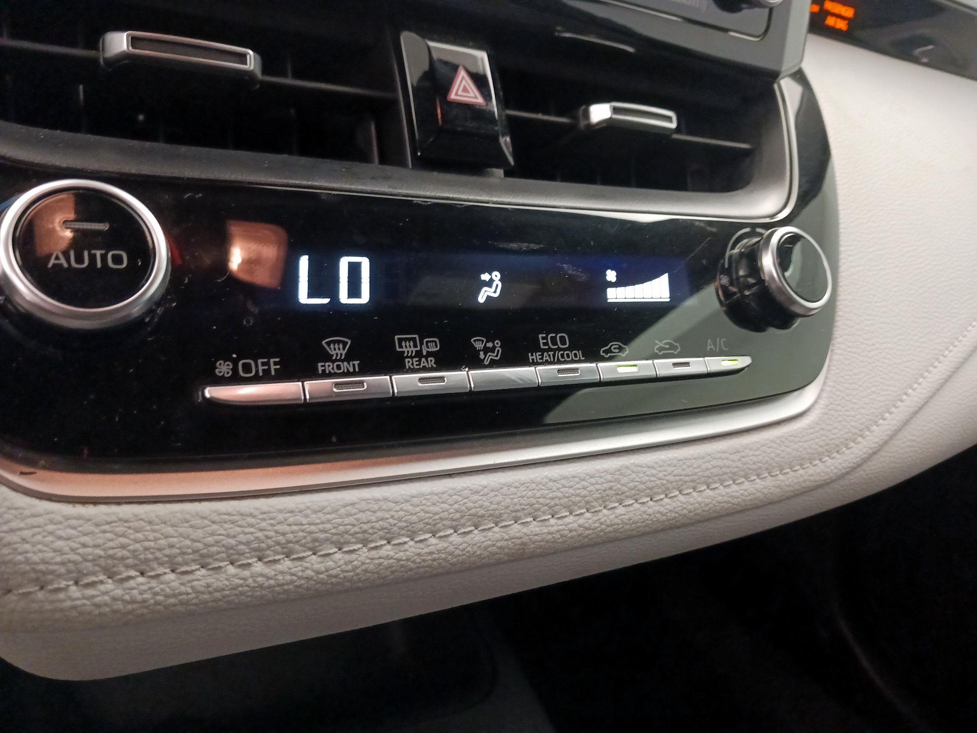 Thumbnail: 2022 Toyota Corolla - 16