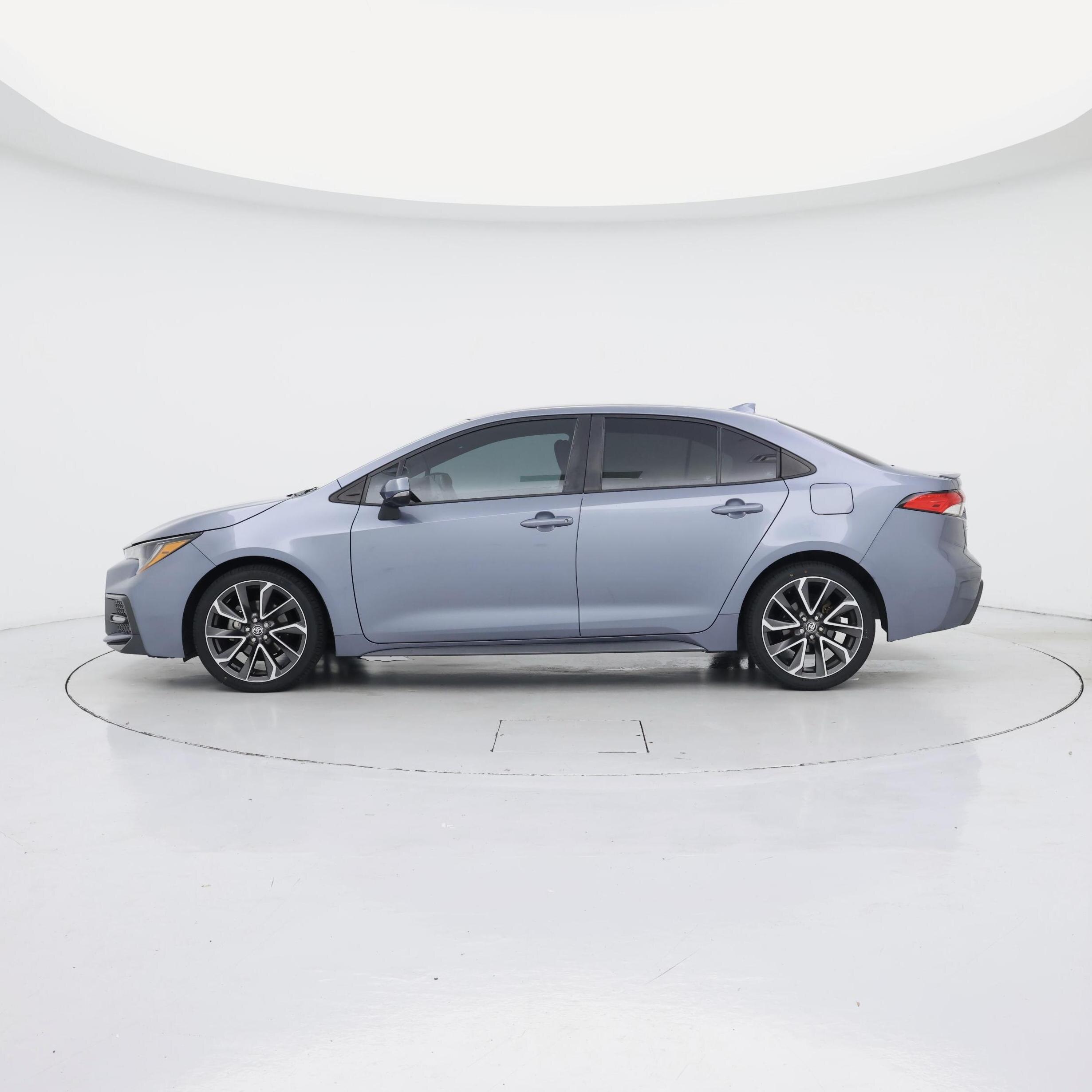 Thumbnail: 2022 Toyota Corolla - 3