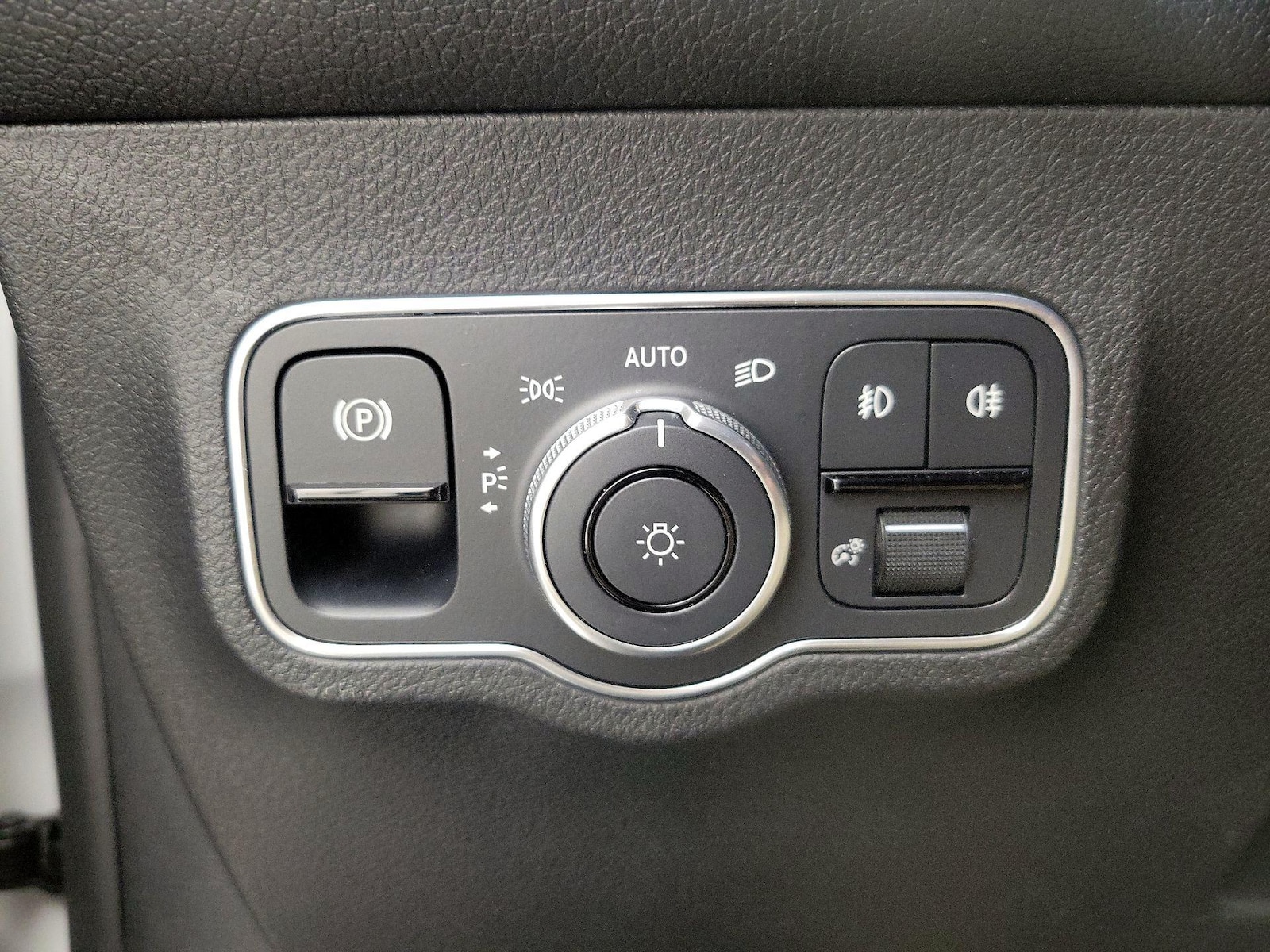 2023 Mercedes-Benz GLB Base - Photo 14