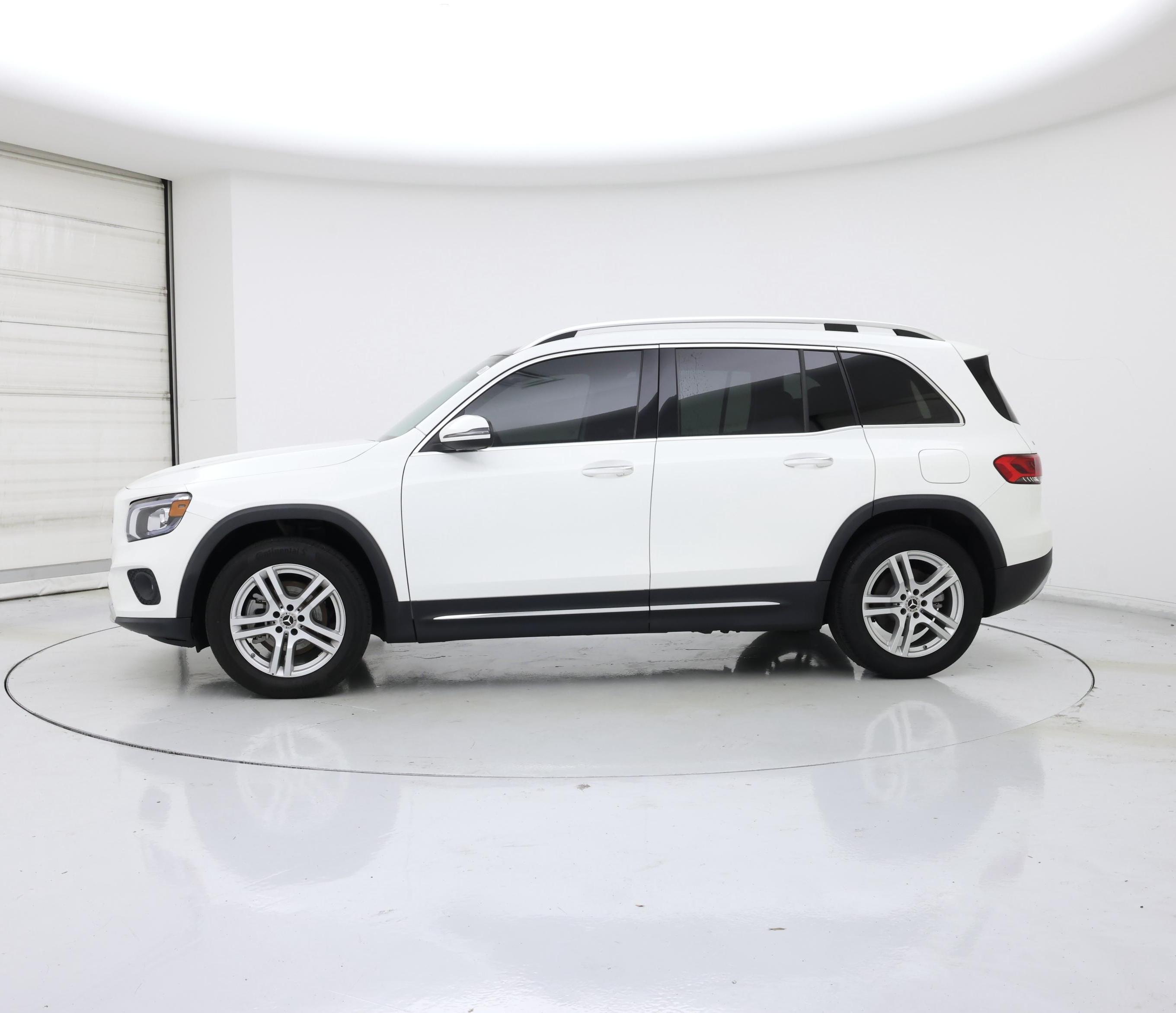 Thumbnail: 2023 Mercedes-Benz GLB - 3