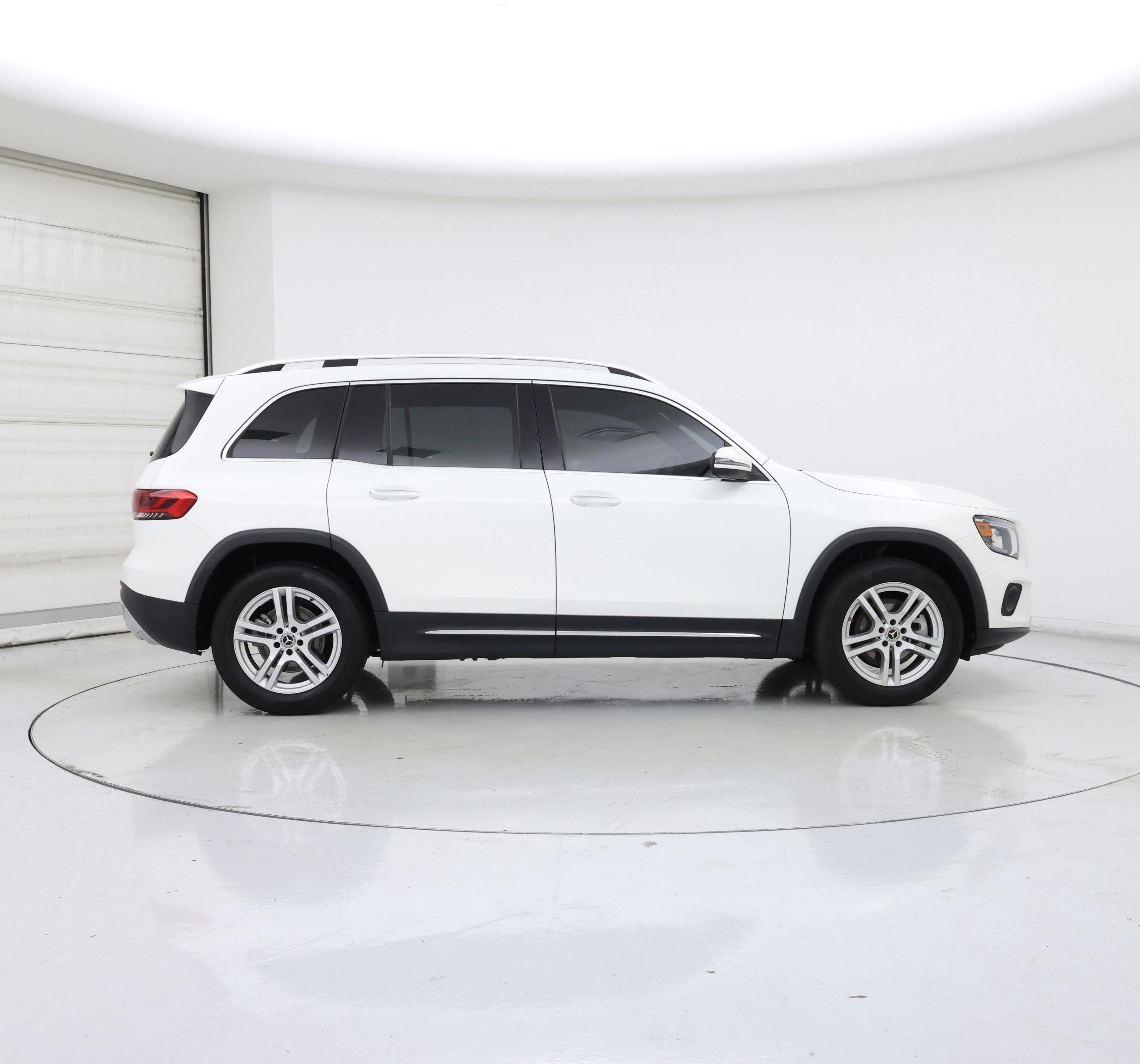 Thumbnail: 2023 Mercedes-Benz GLB - 7