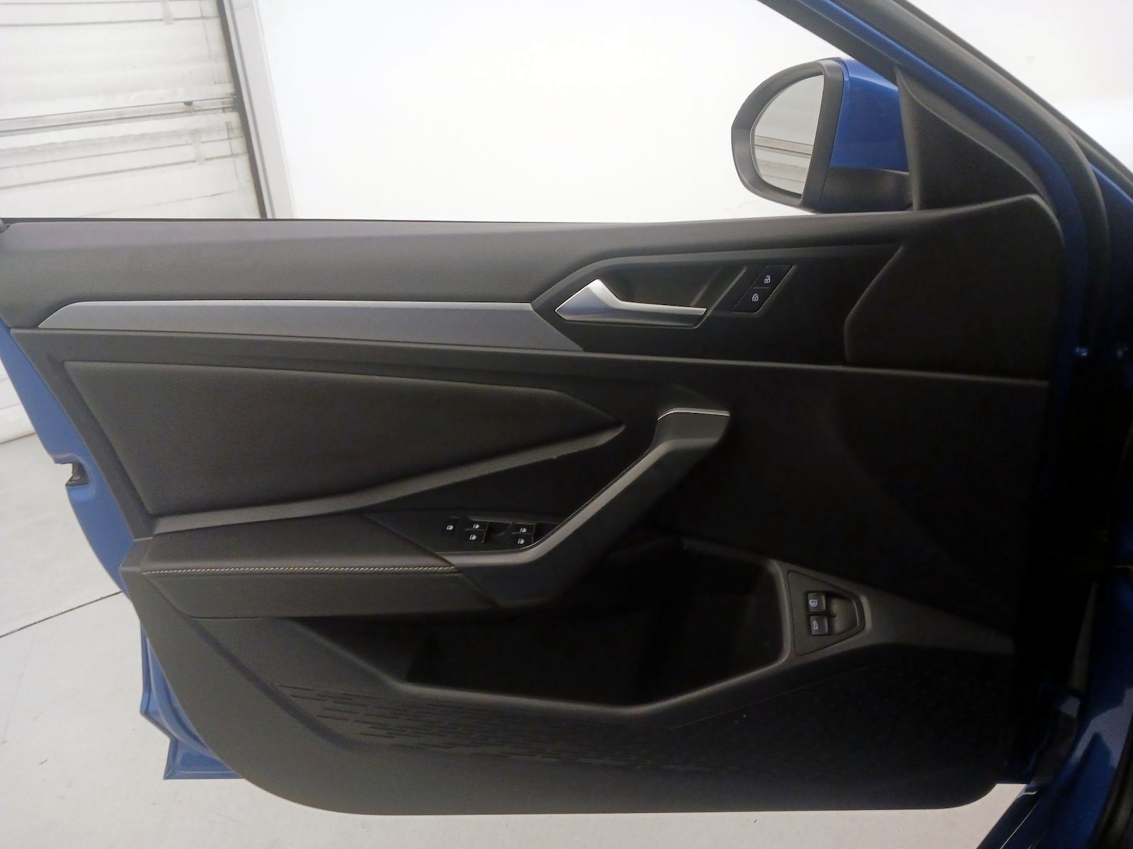 2022 Volkswagen Jetta SE - Photo 13
