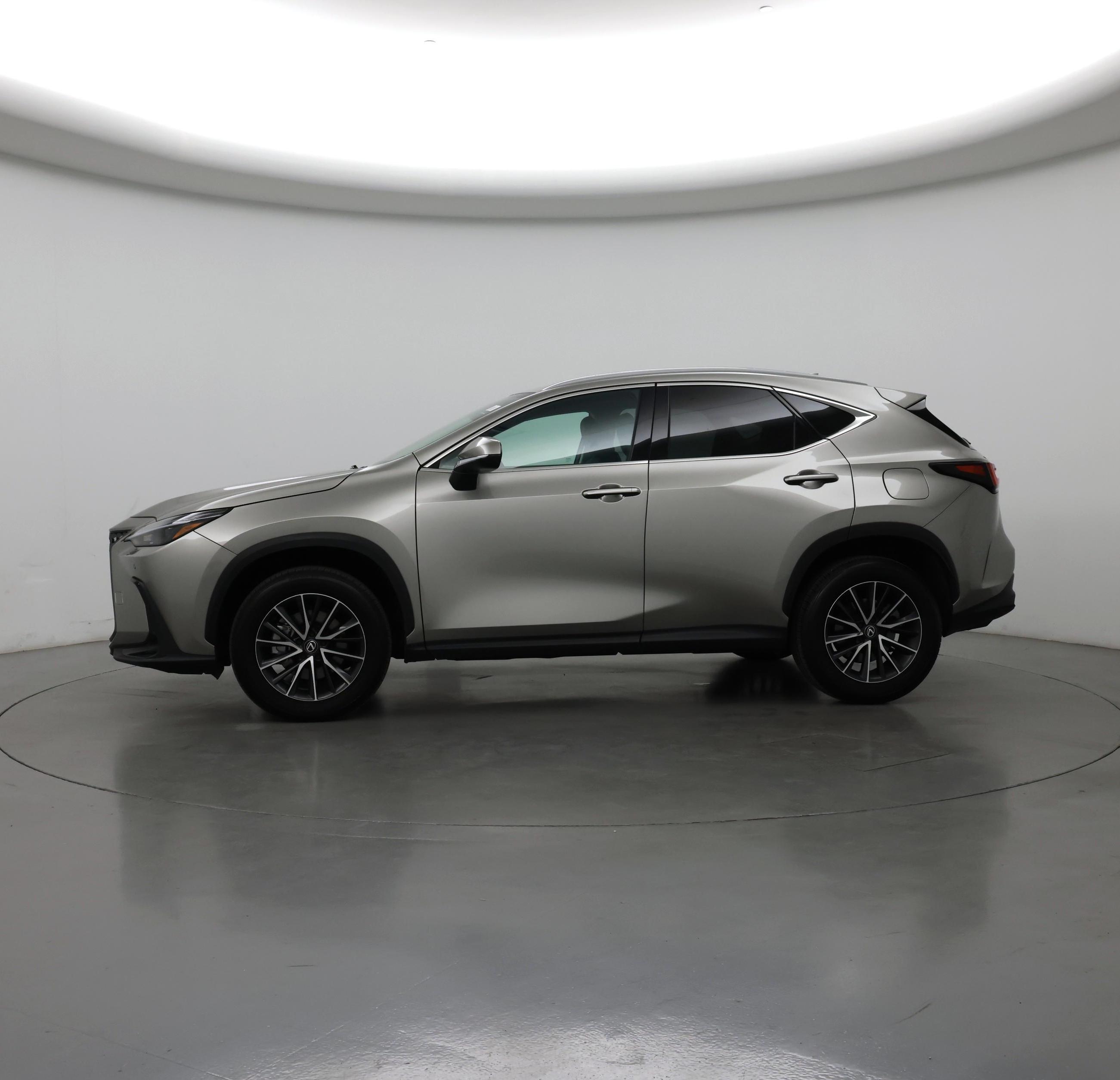 Thumbnail: 2024 Lexus NX - 3