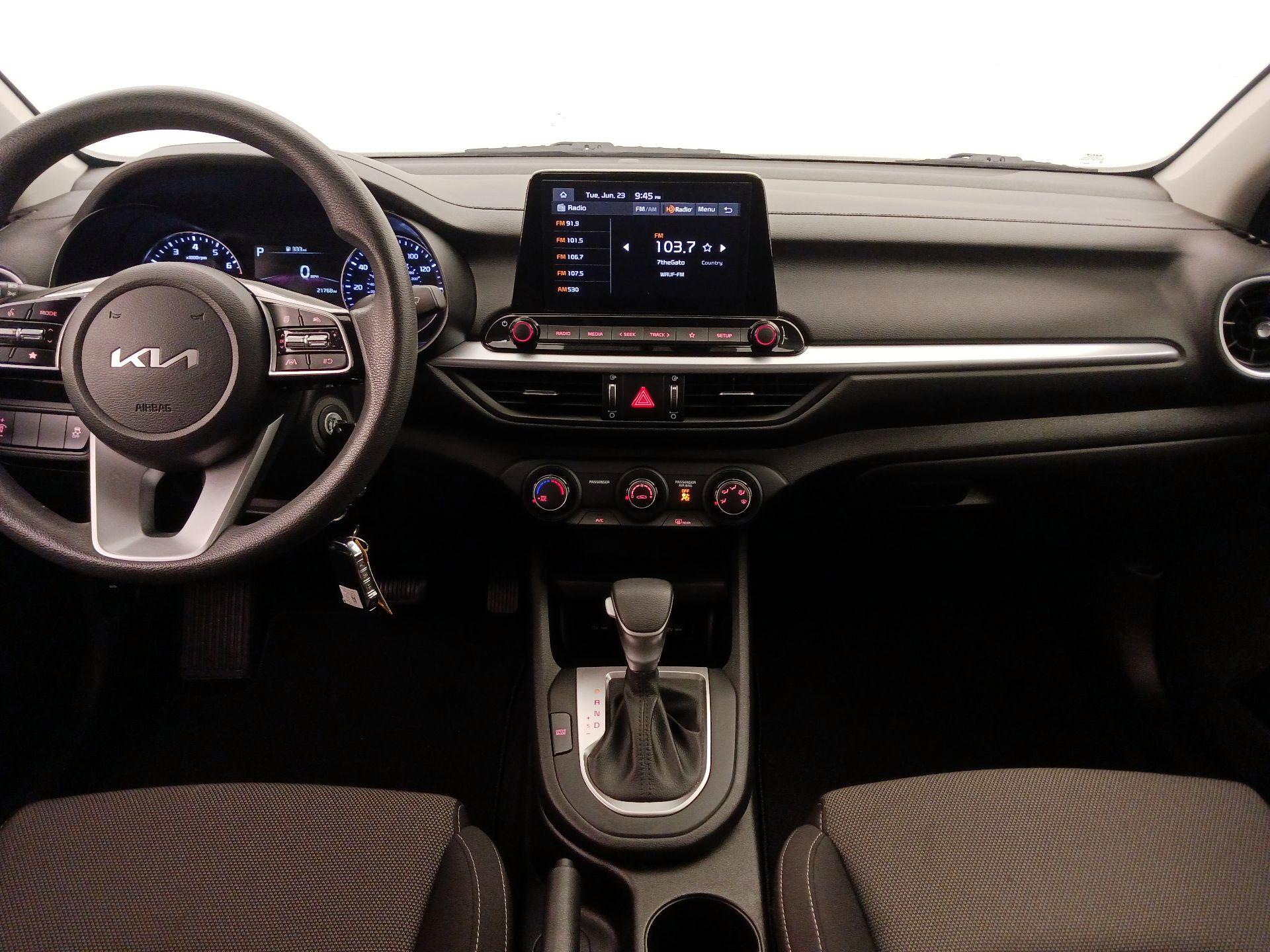 Thumbnail: 2023 Kia Forte - 9